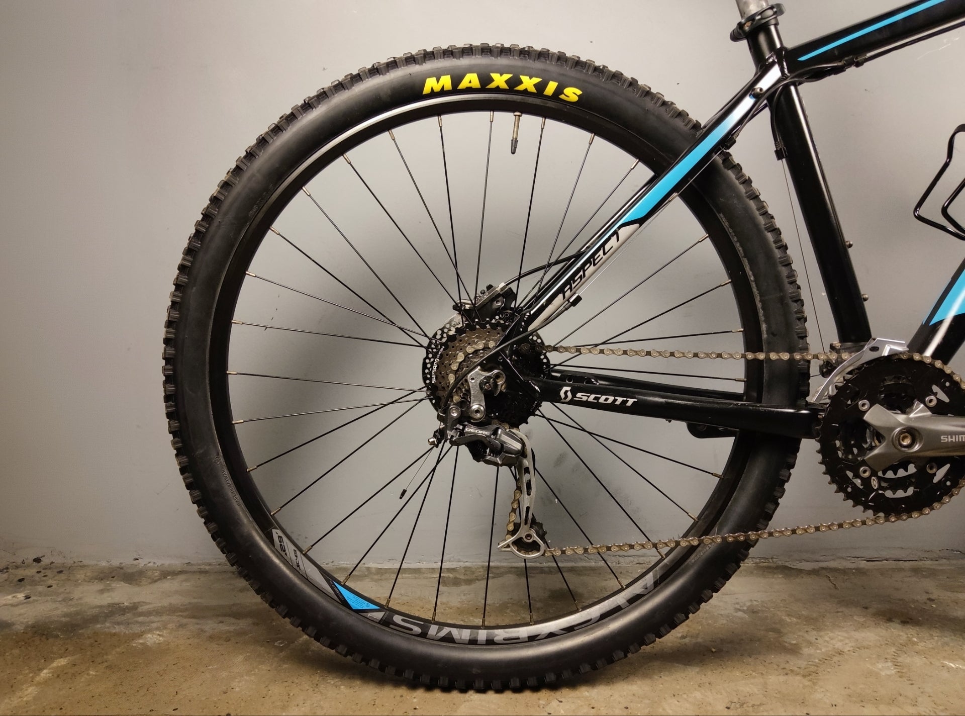 Scott Aspect 930 Mountain Bike