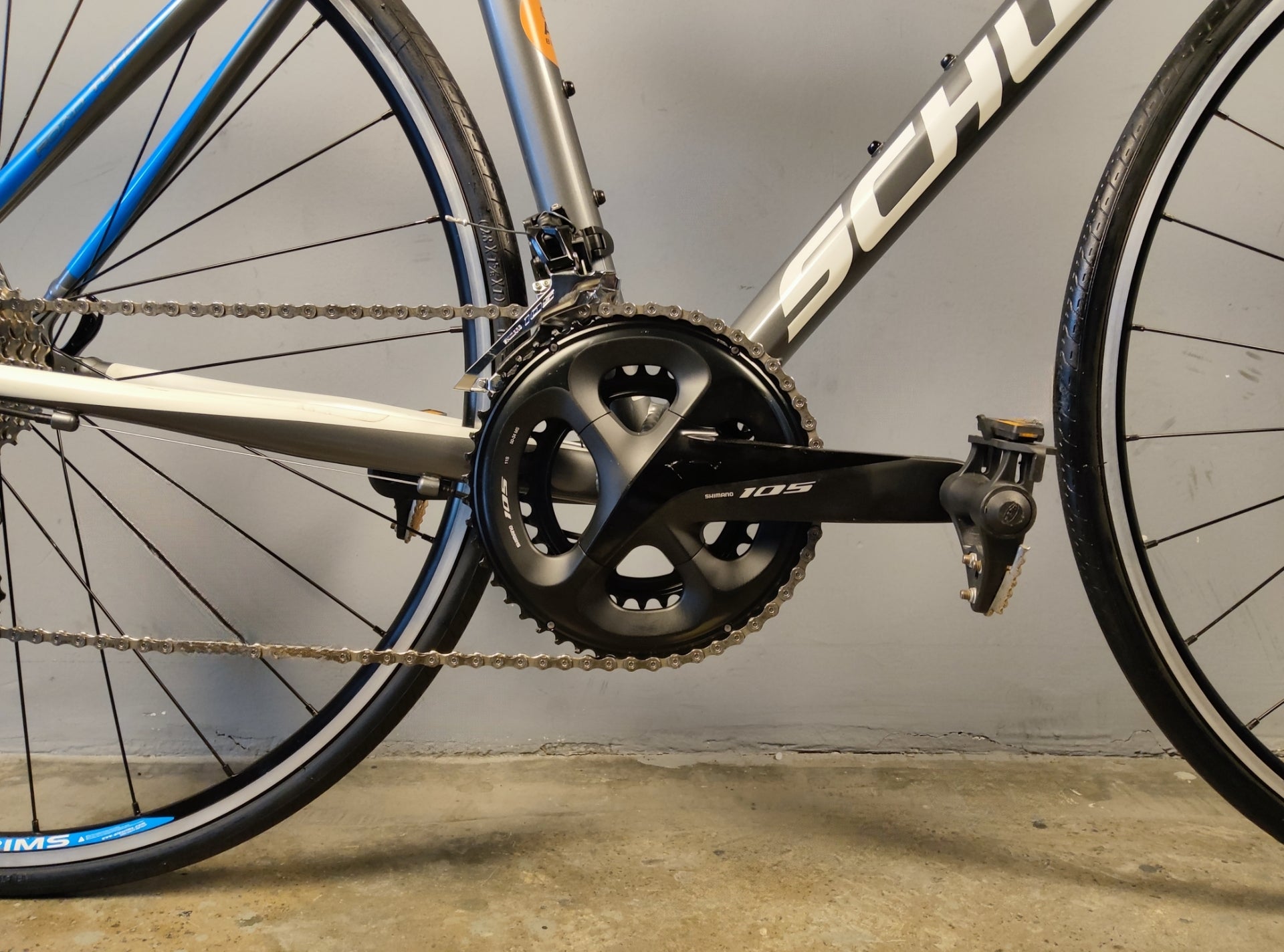 RENT Schwinn Fastback Road Bike