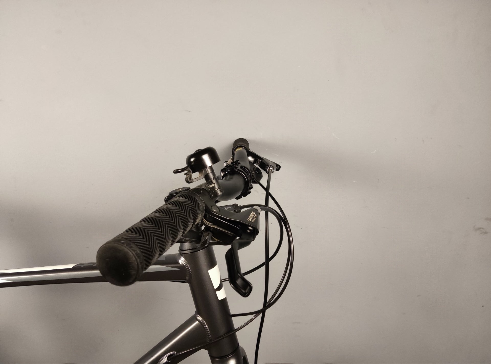 Giant Escape 2 Hybrid Bike