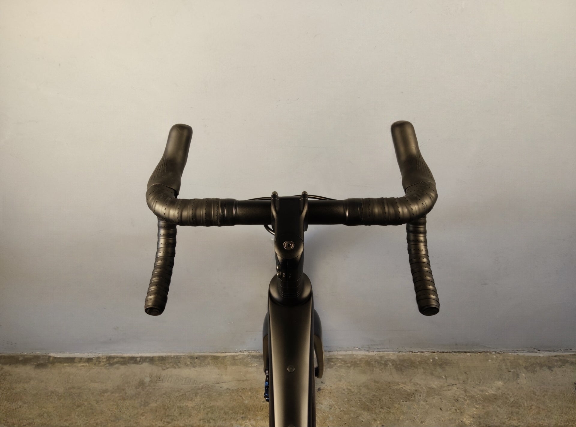 RENT Trek Domane SL 6 Gen 4