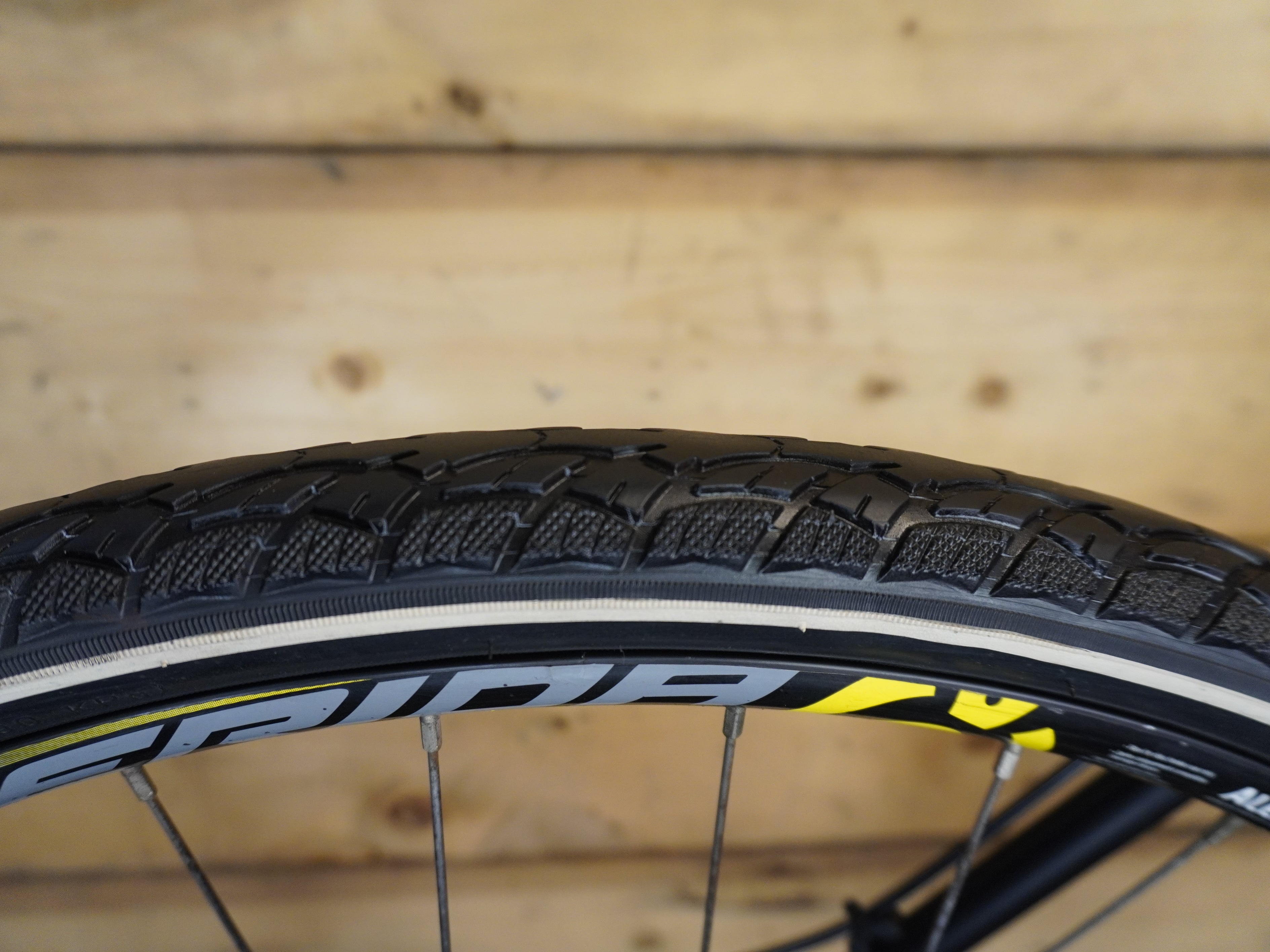 Merida Crossway 15 Hybrid Bike