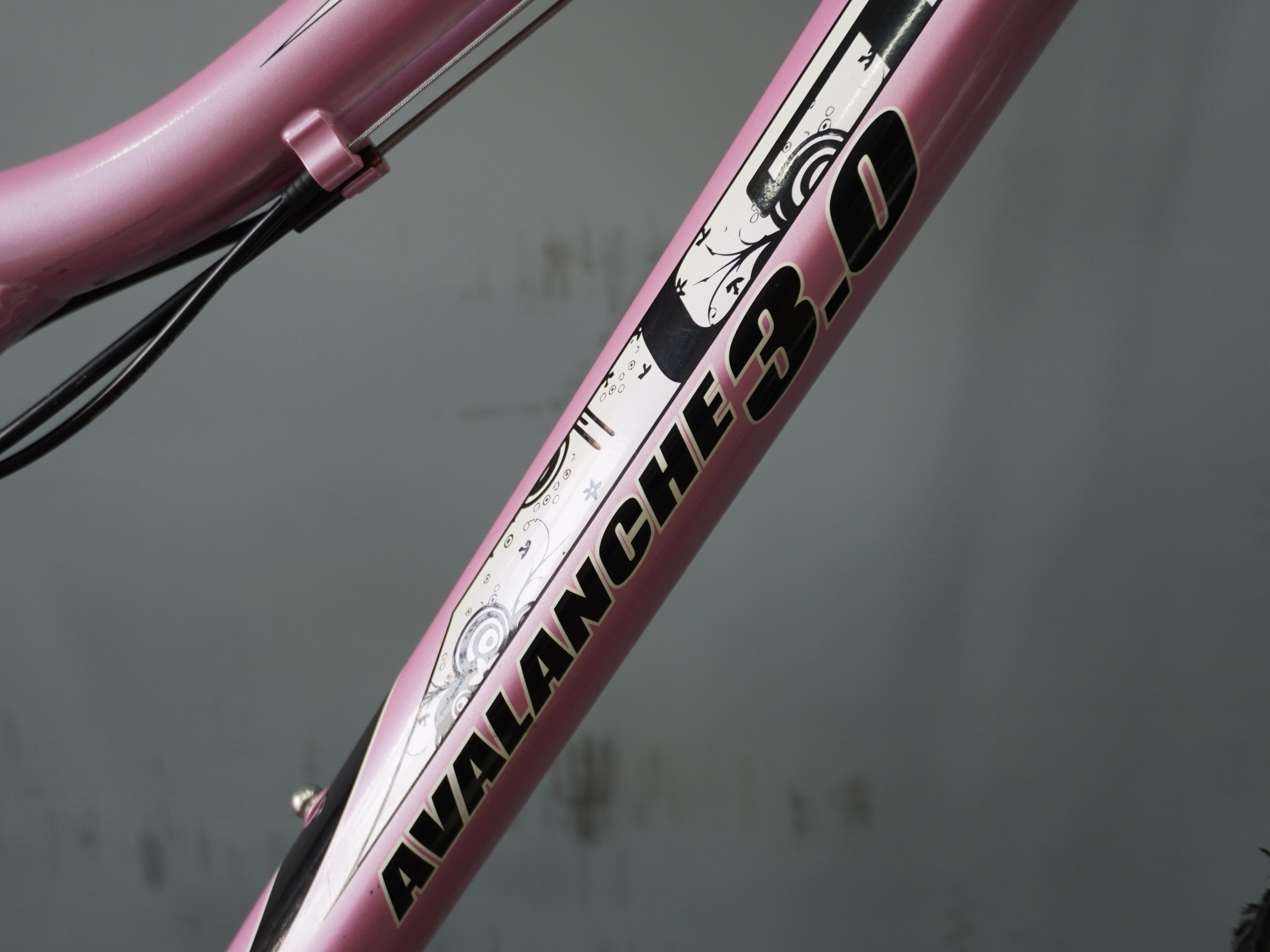 GT Avalanche 3.0 Mountain Bike