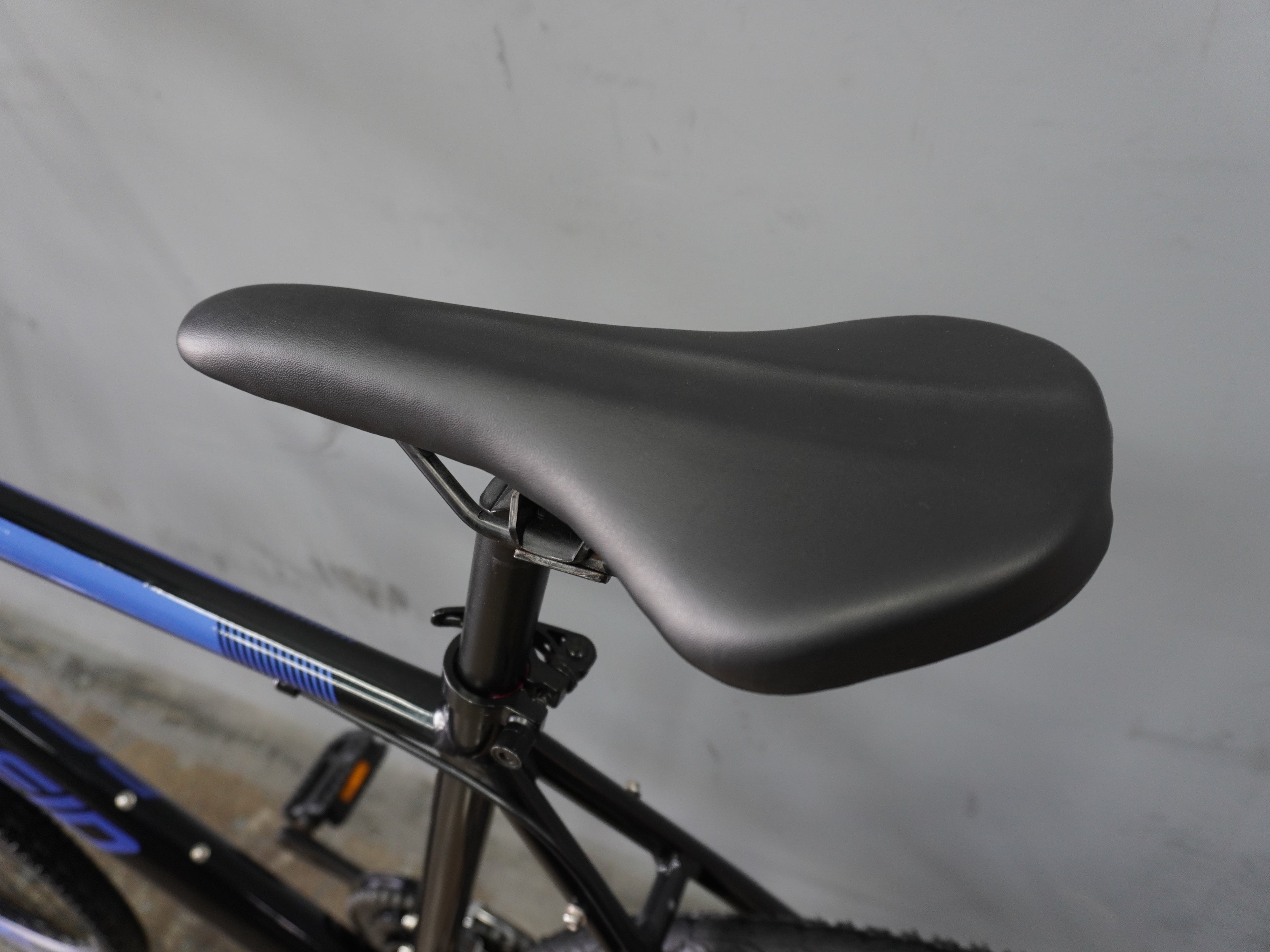 Reid Transit Hybrid Bike