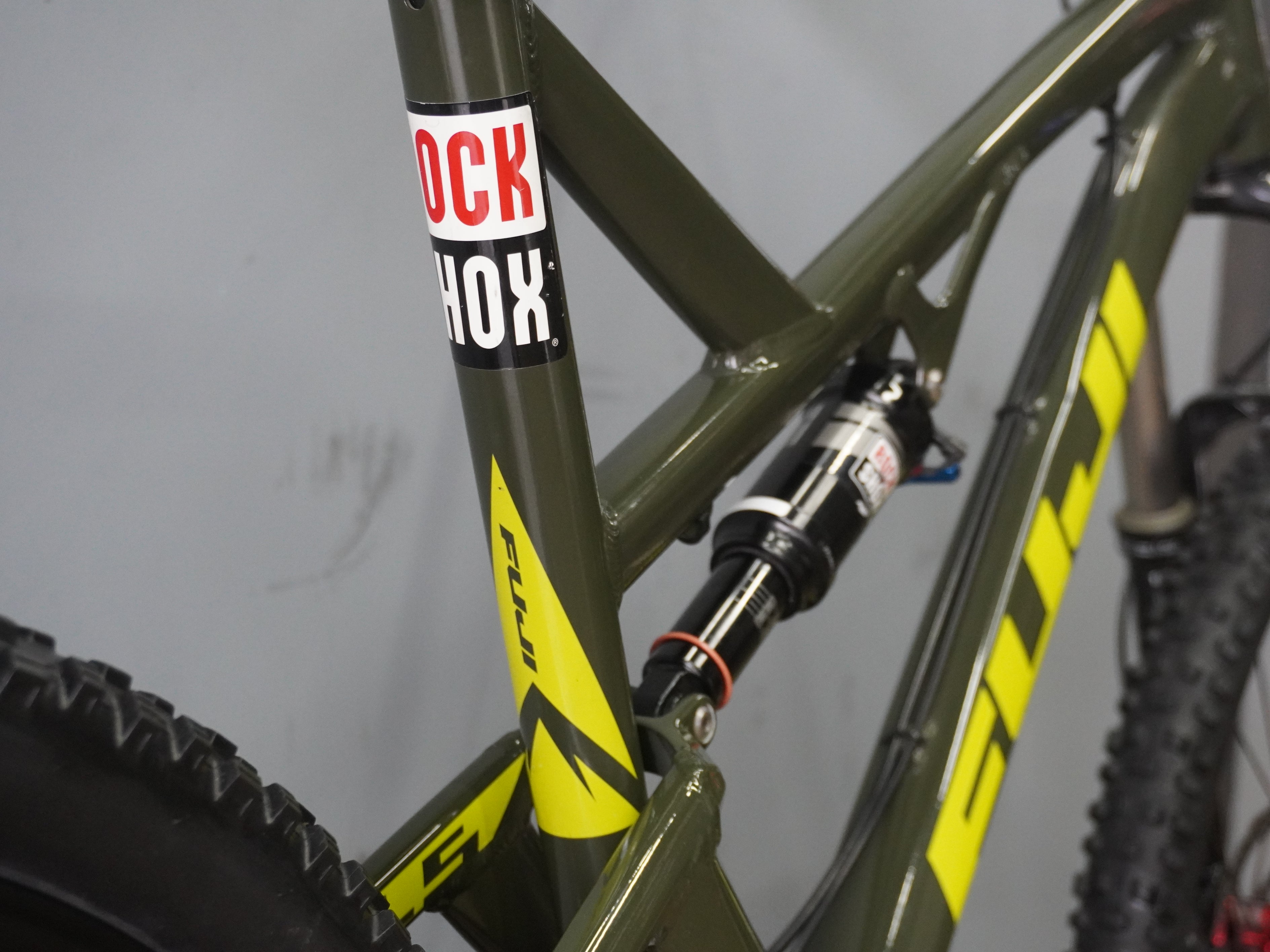 Fuji Reveal 1.1 Mountain Bike
