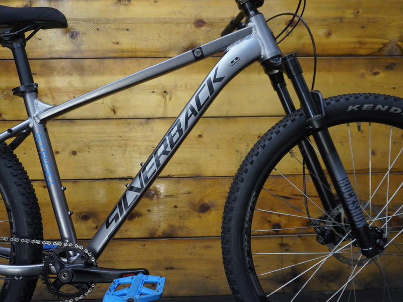 Silverback Stride 29 Deluxe-Mountain Bike