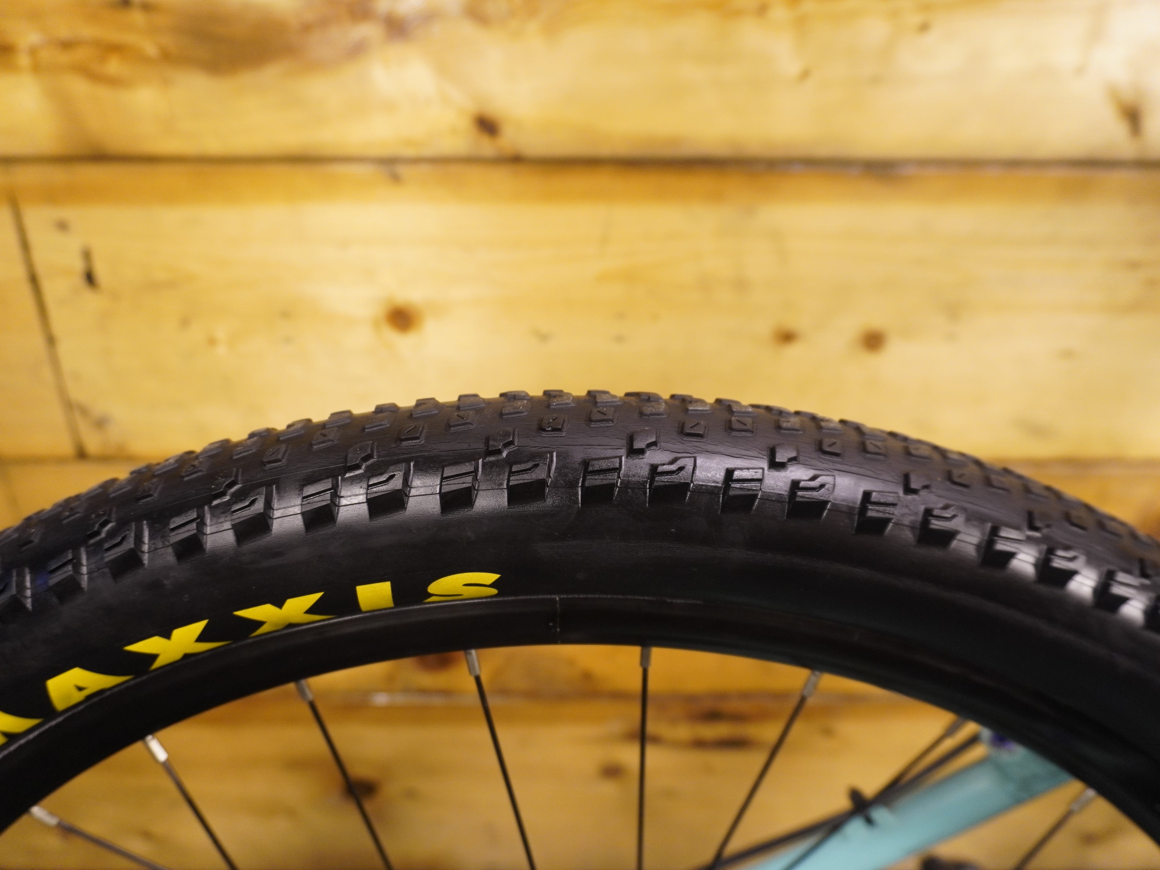 Bianchi Kuma 27.4 Mountain Bike