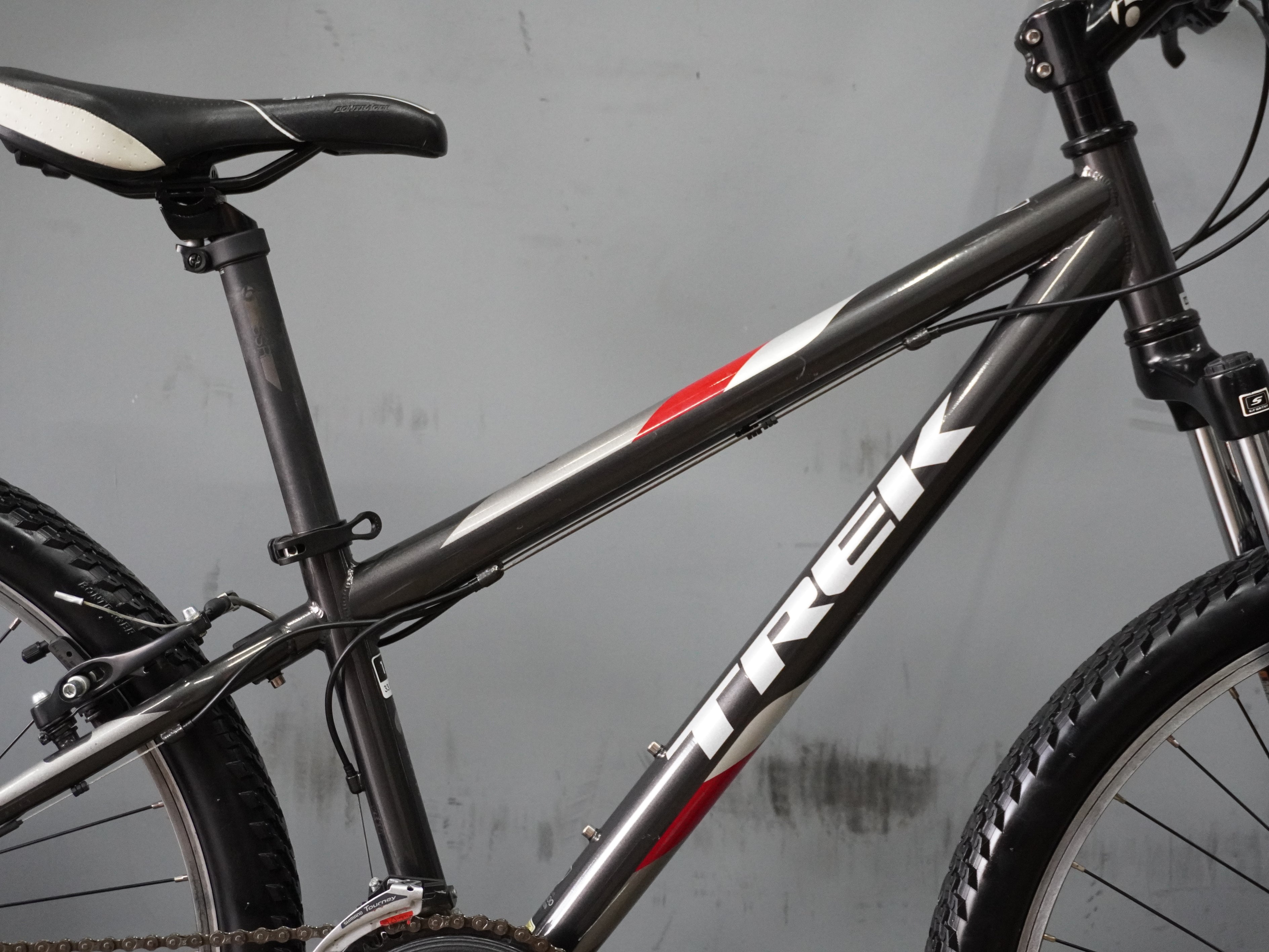 Trek 820 Mountain Bike