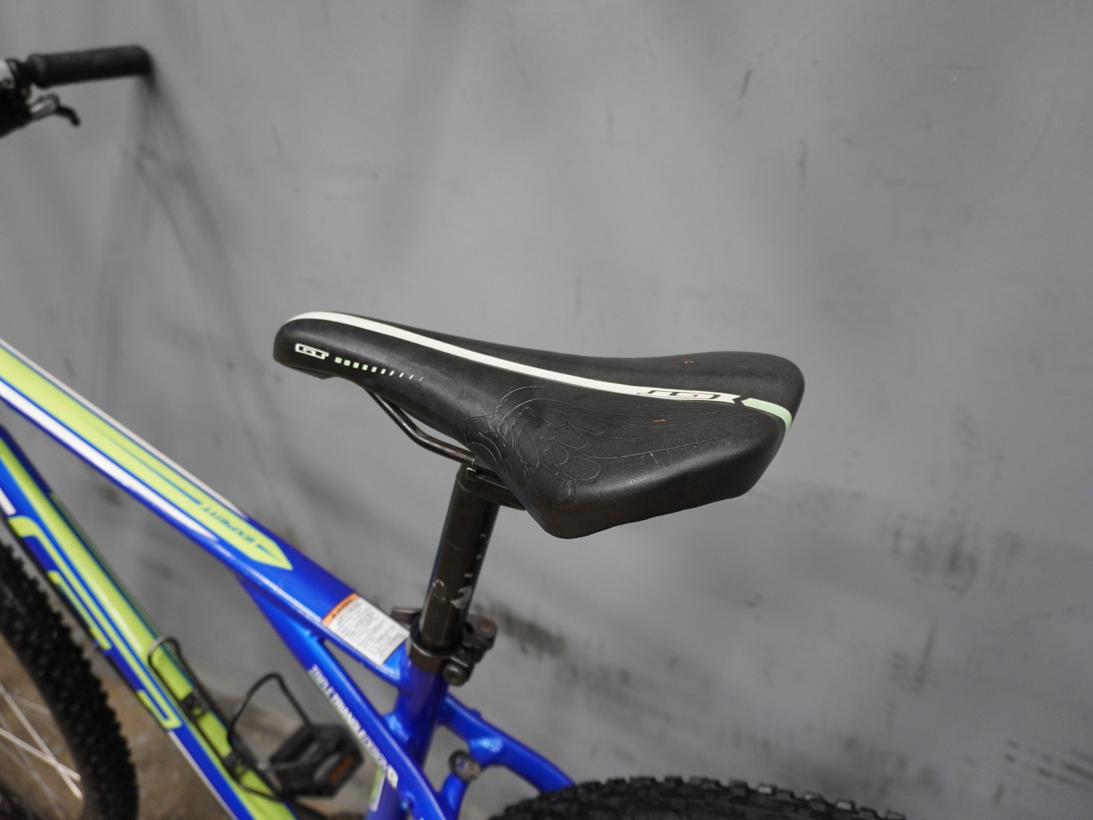 GT Aggressor Expert Mountain Bike