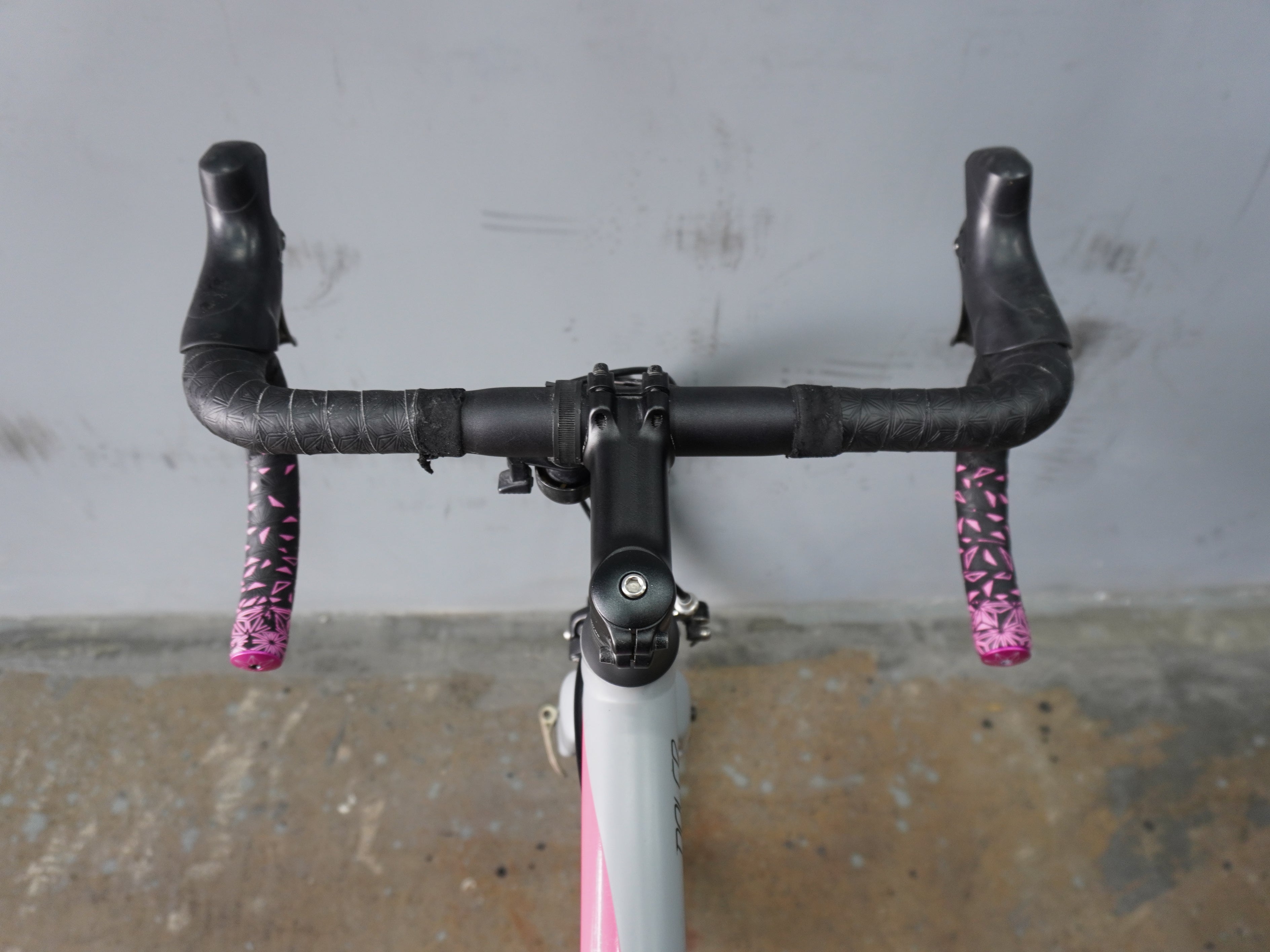 Specialized Dolce Road Bike