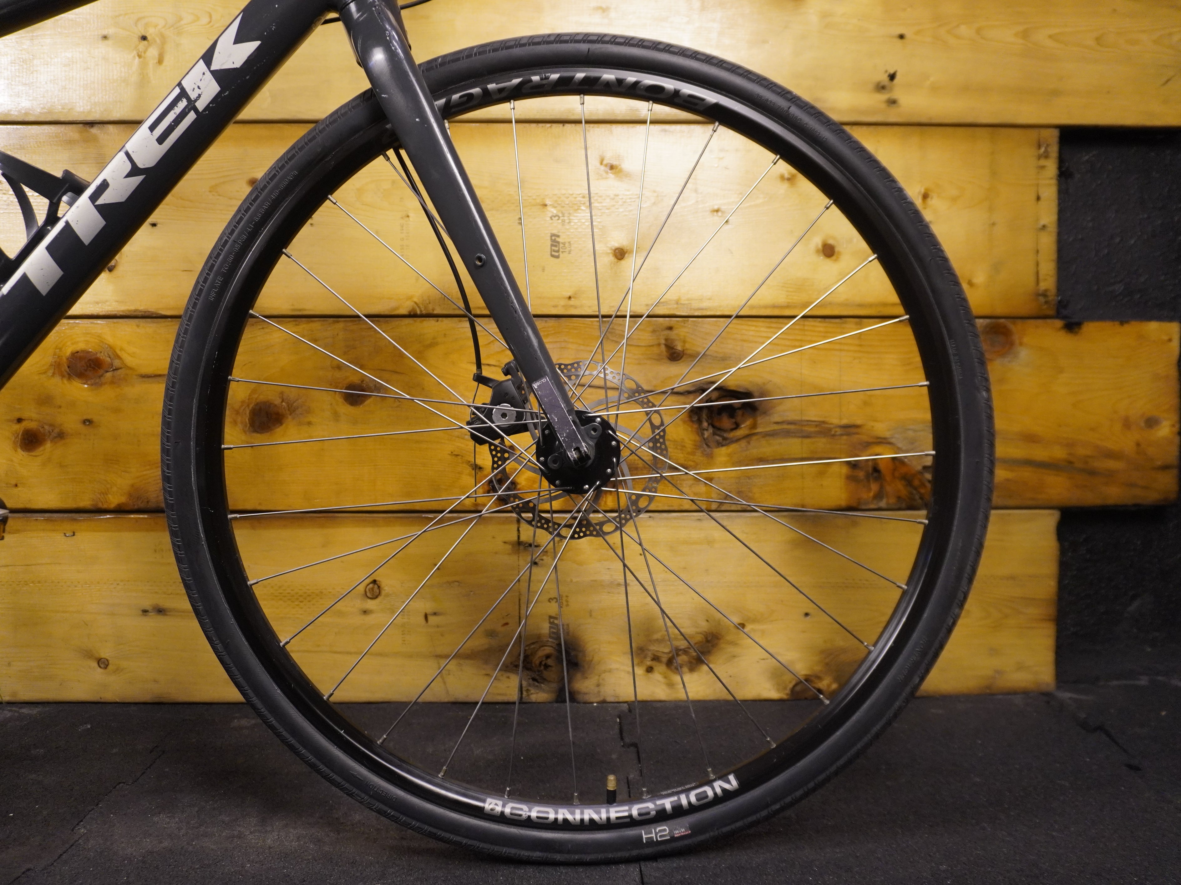 RENT Trek FX1 Hybrid Bike