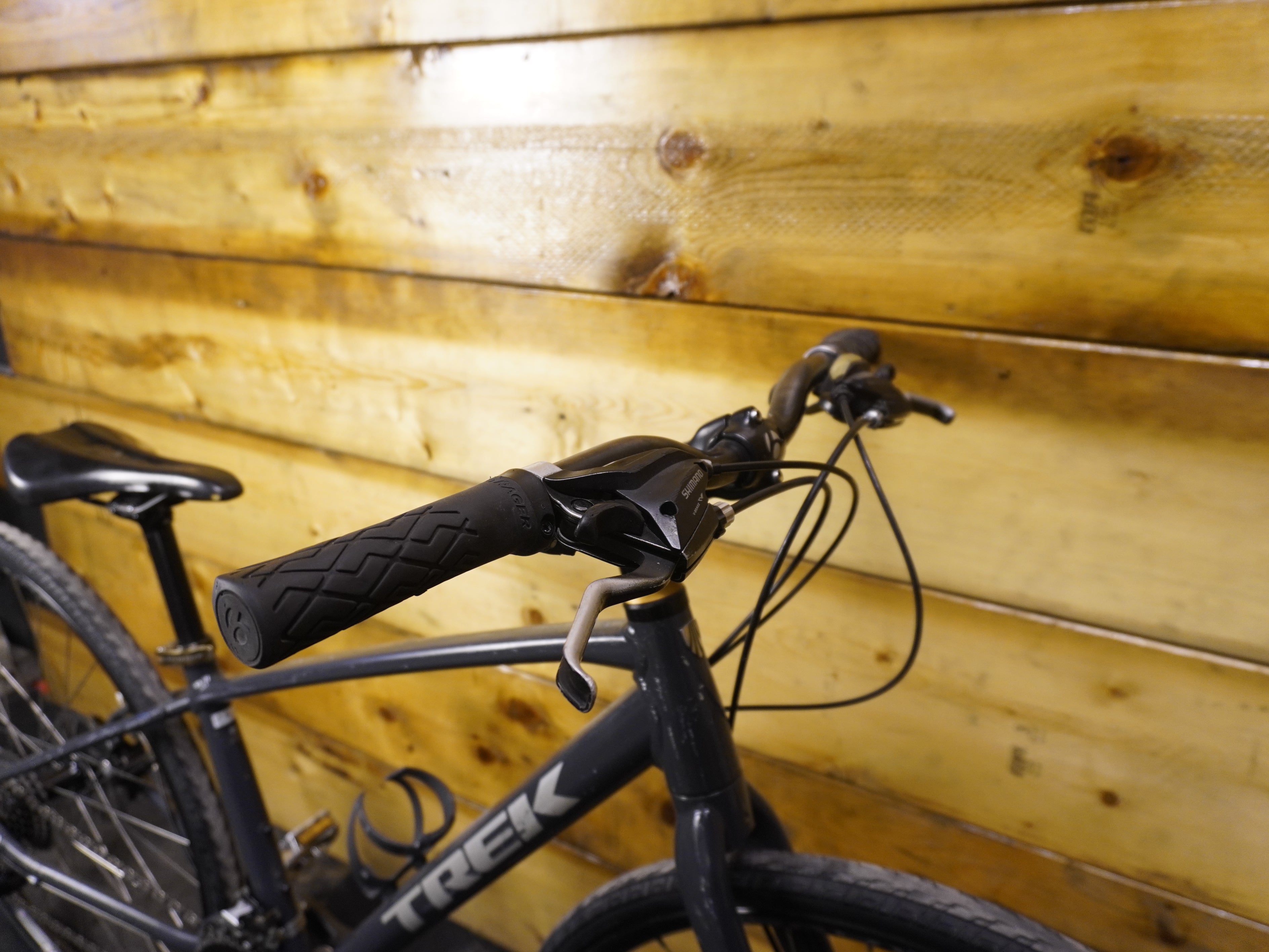 RENT Trek FX1 Hybrid Bike