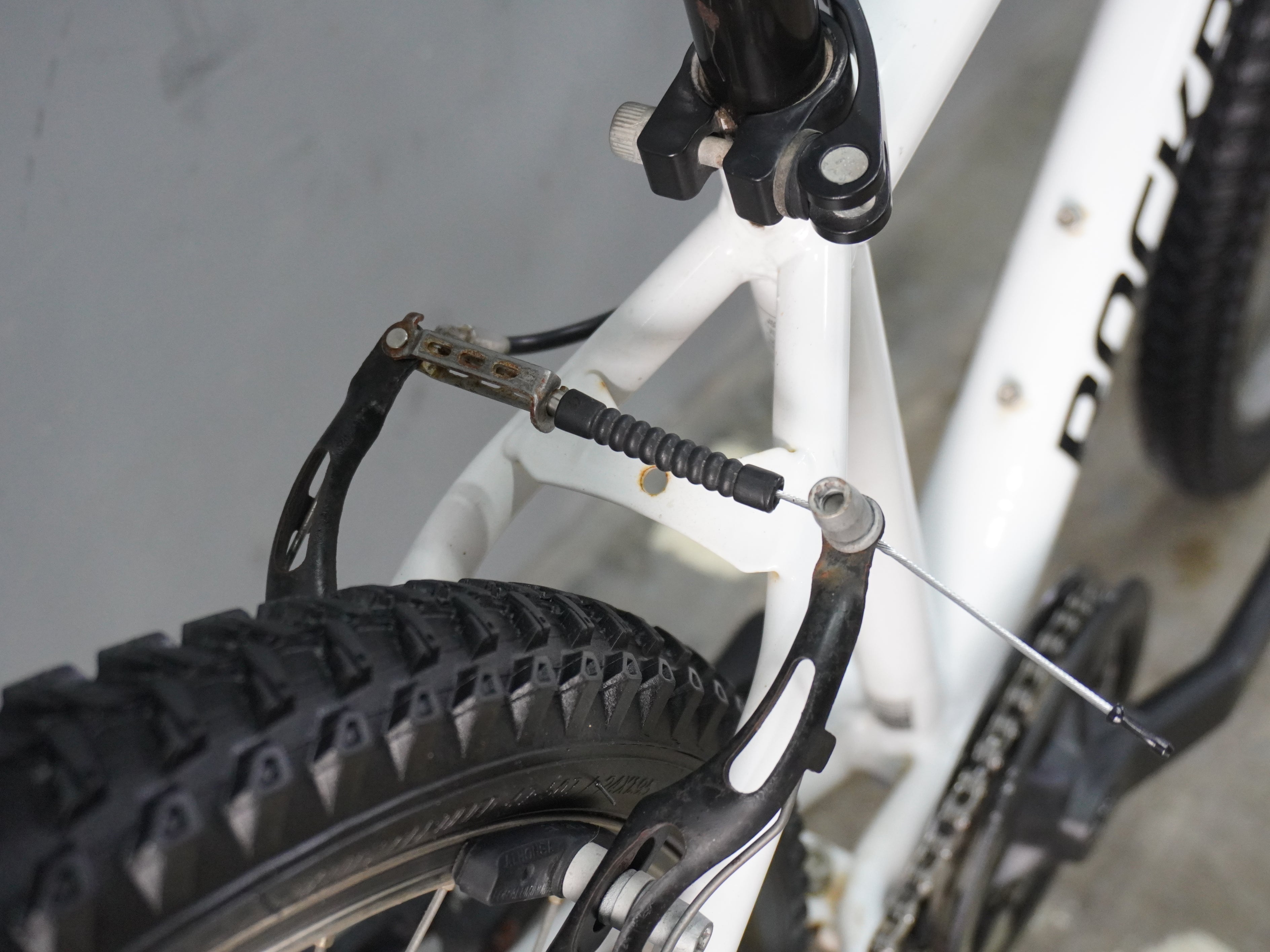 Decathlon Rockrider ST100 Kids Bike