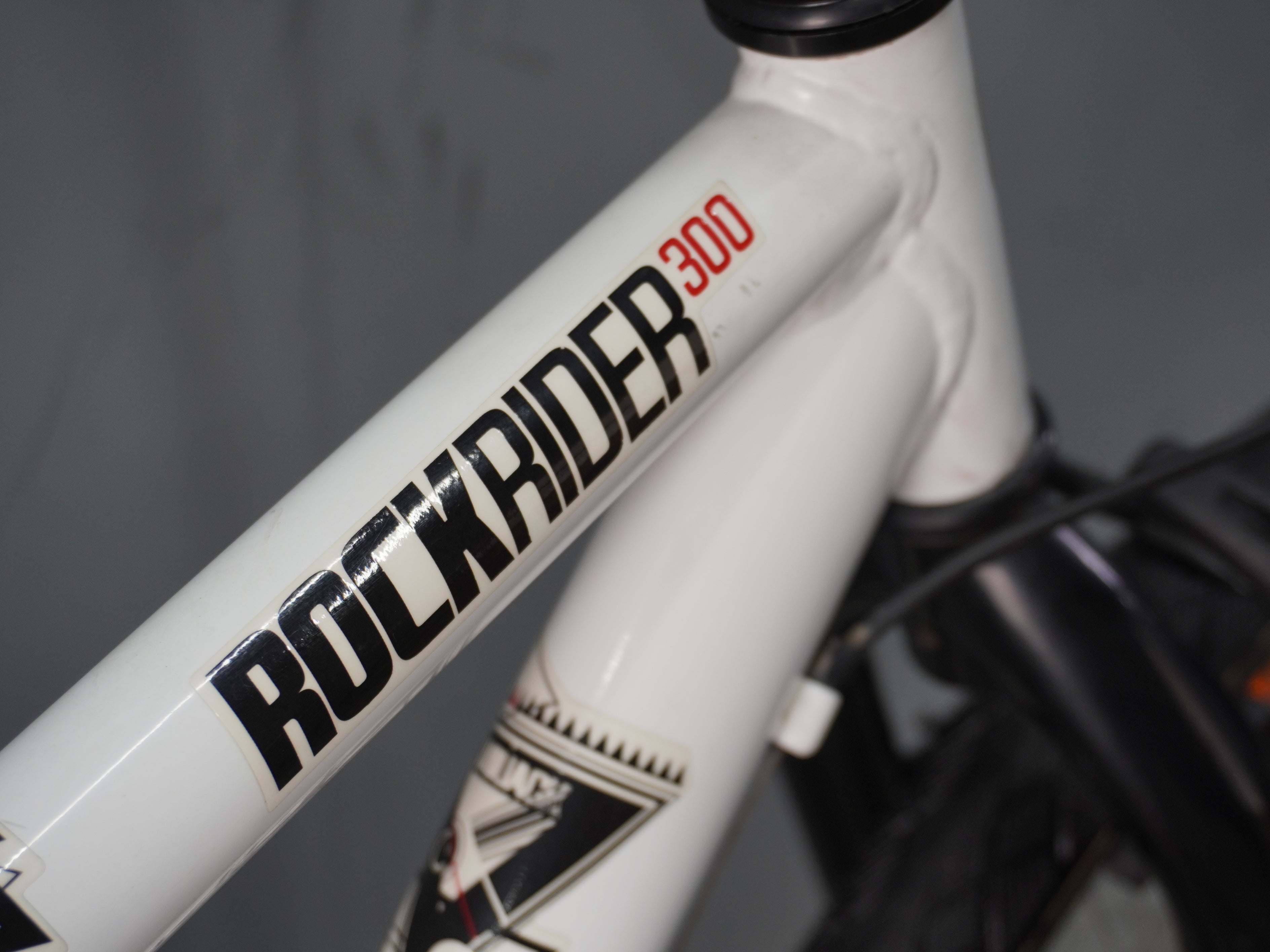 B'twin Rockrider 300 Kids Bike