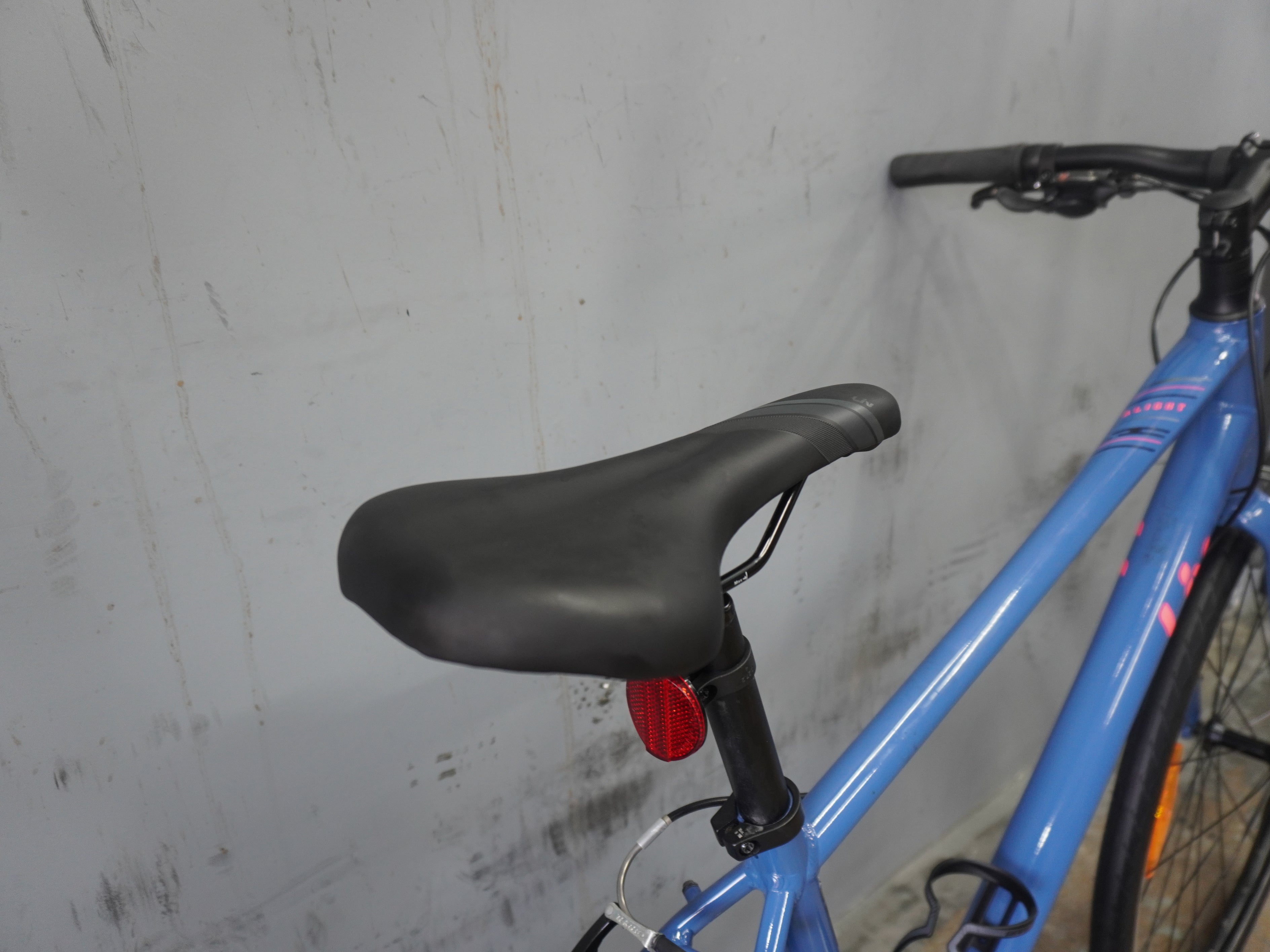 Liv Alight 2 Hybrid Bike