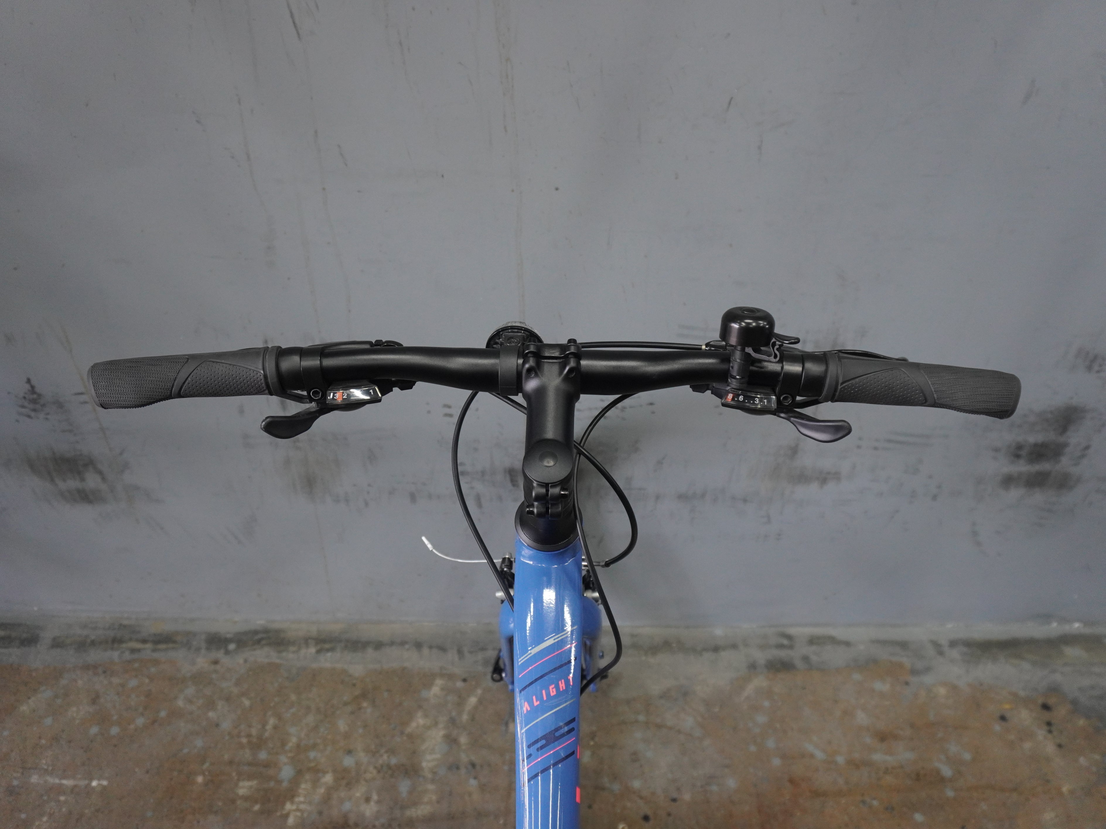 Liv Alight 2 Hybrid Bike