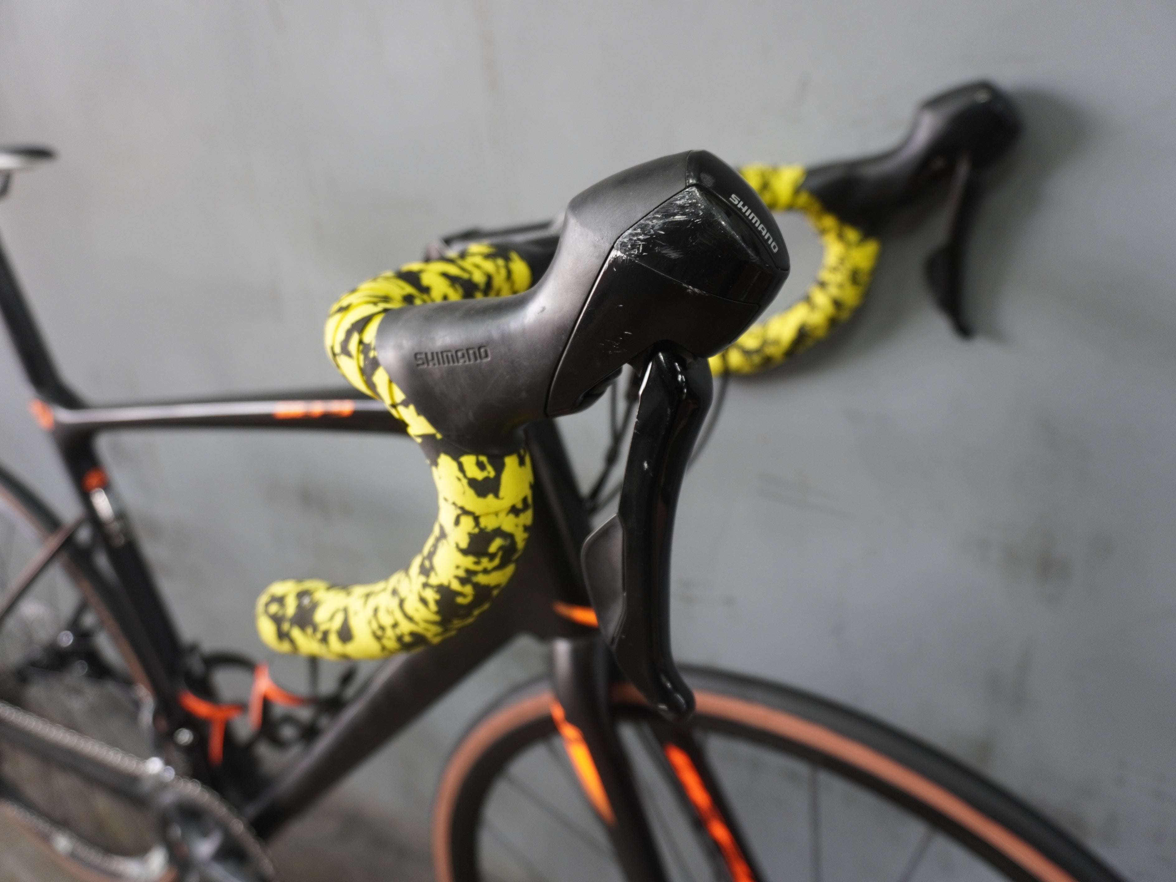 Giant Defy Advanced 1 Road Bike