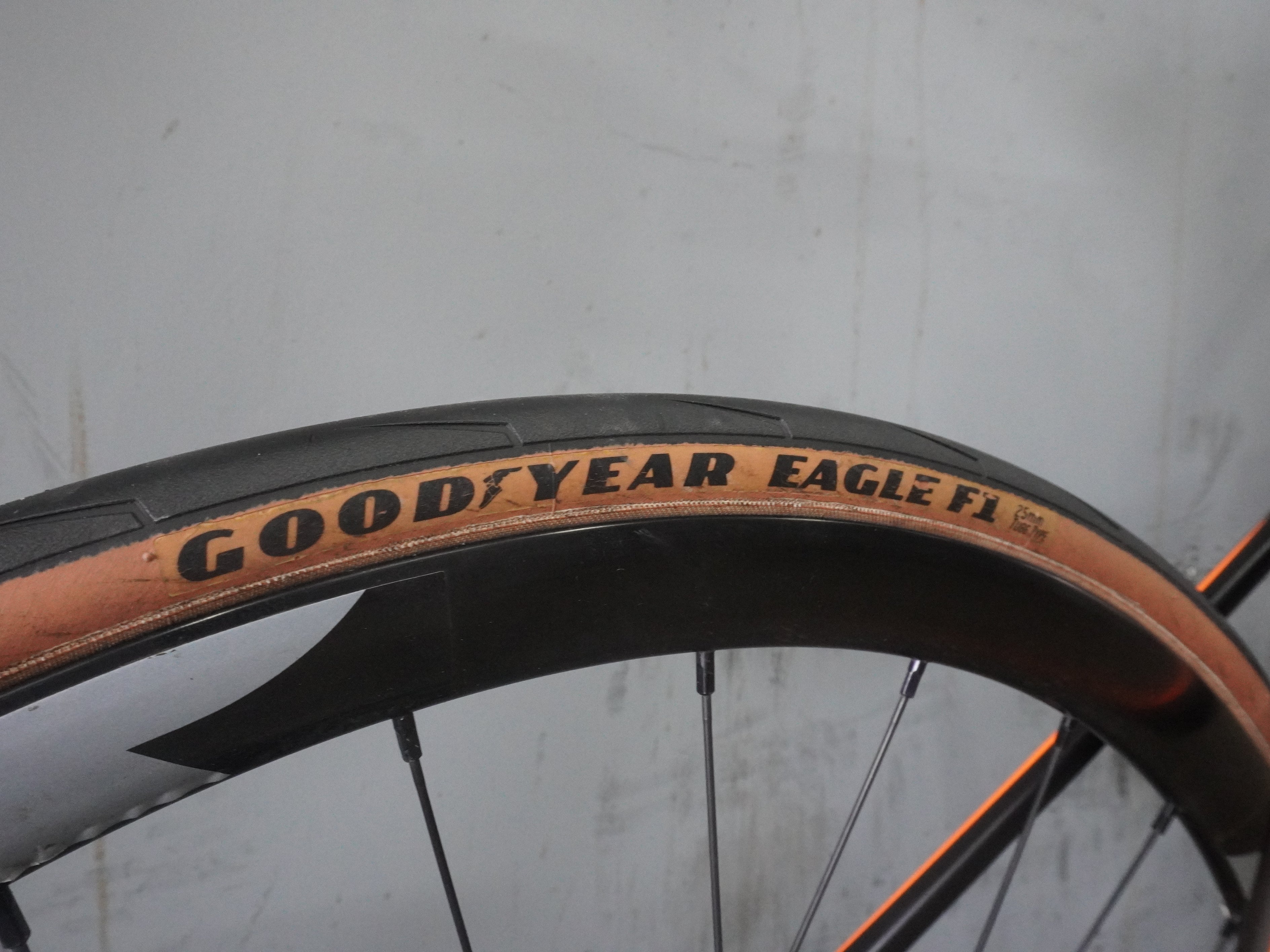 Giant Defy Advanced 1 Road Bike