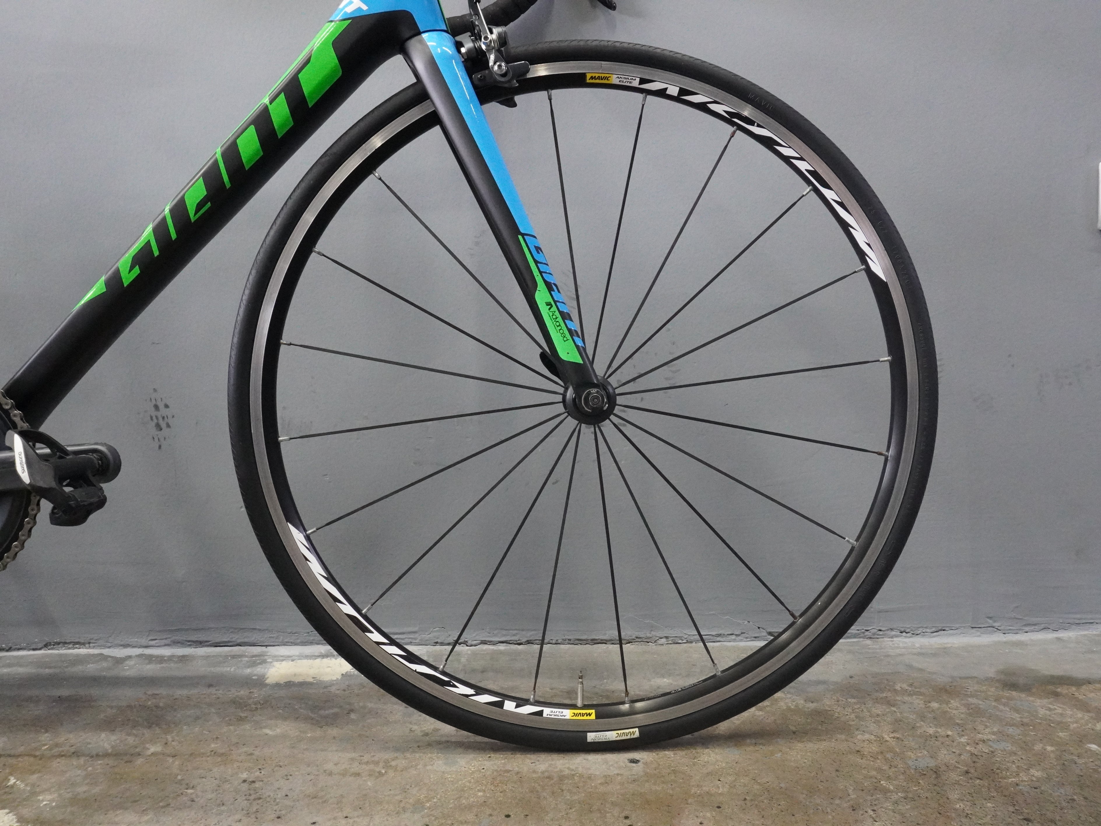 Giant TCR Advanced 1 Road Bike