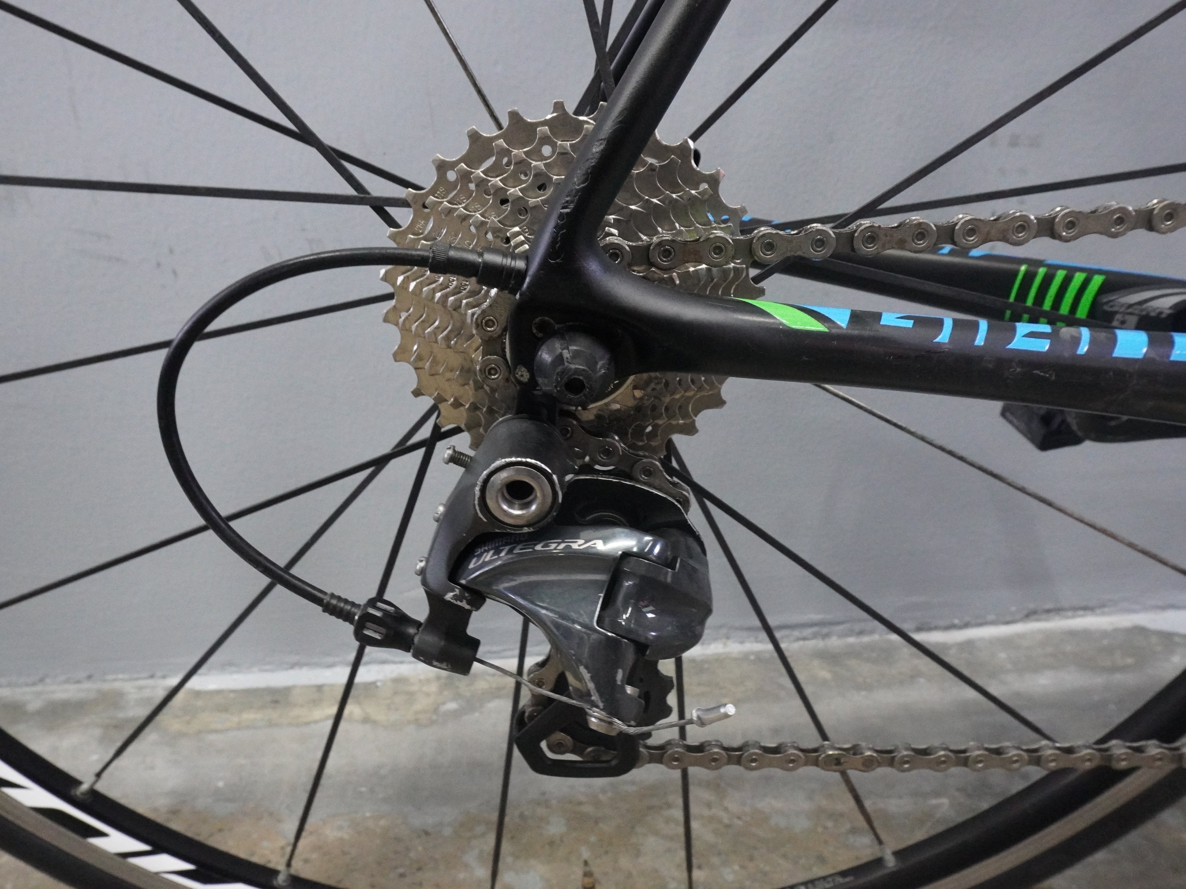 Giant TCR Advanced 1 Road Bike