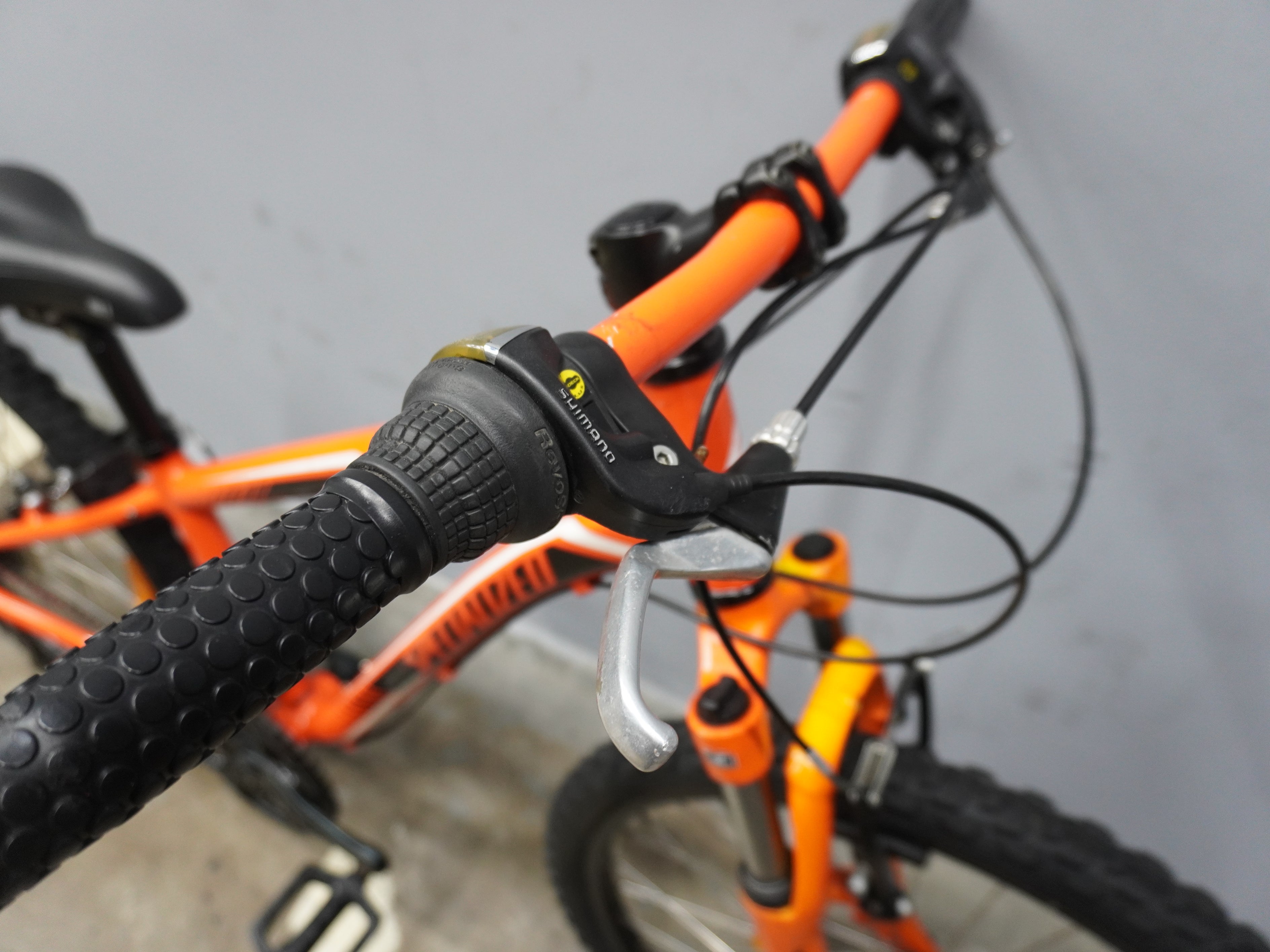 Specialized Hotrock Kids Bike