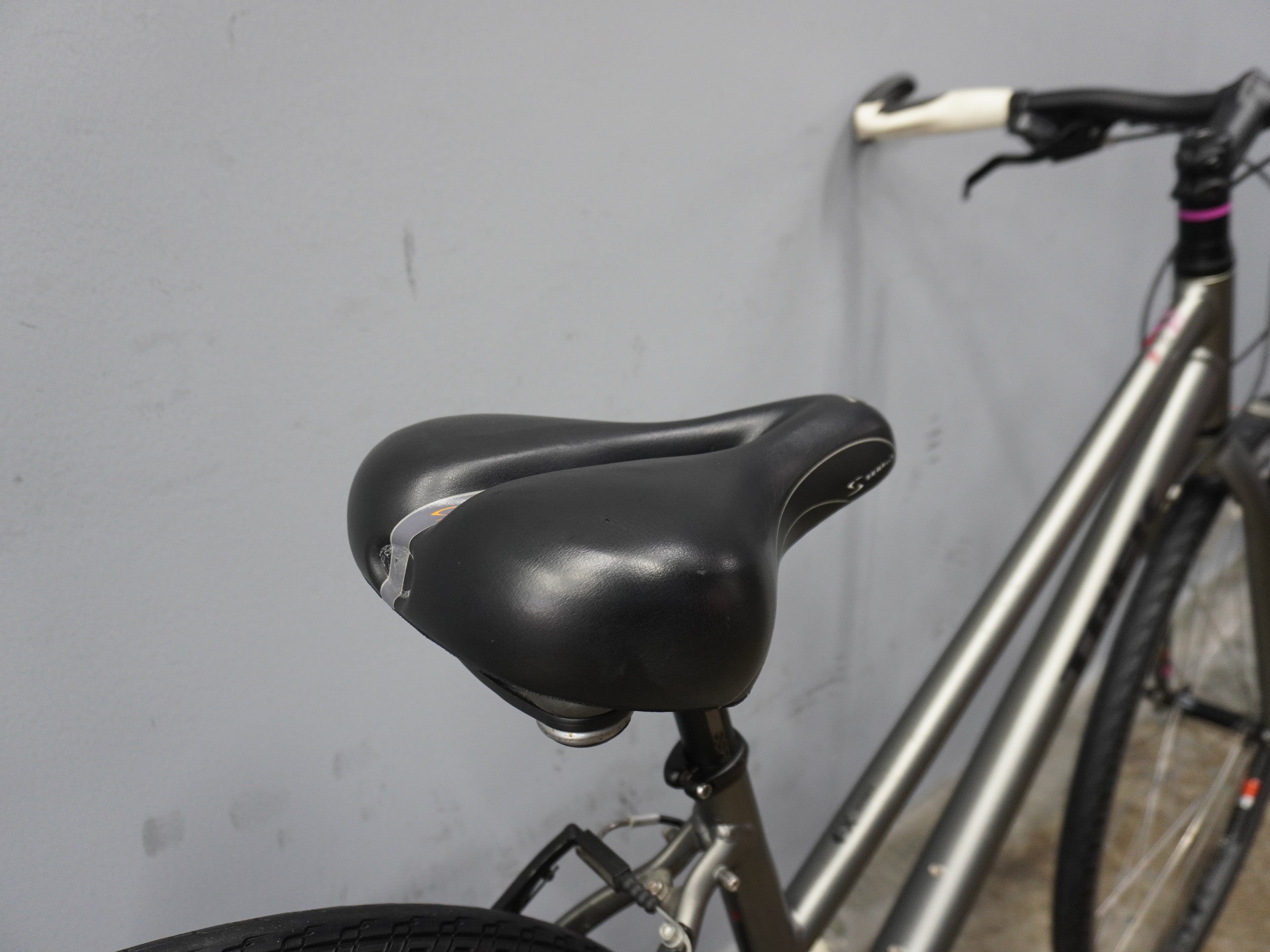 Trek FX WSD 7.2 Hybrid Bike