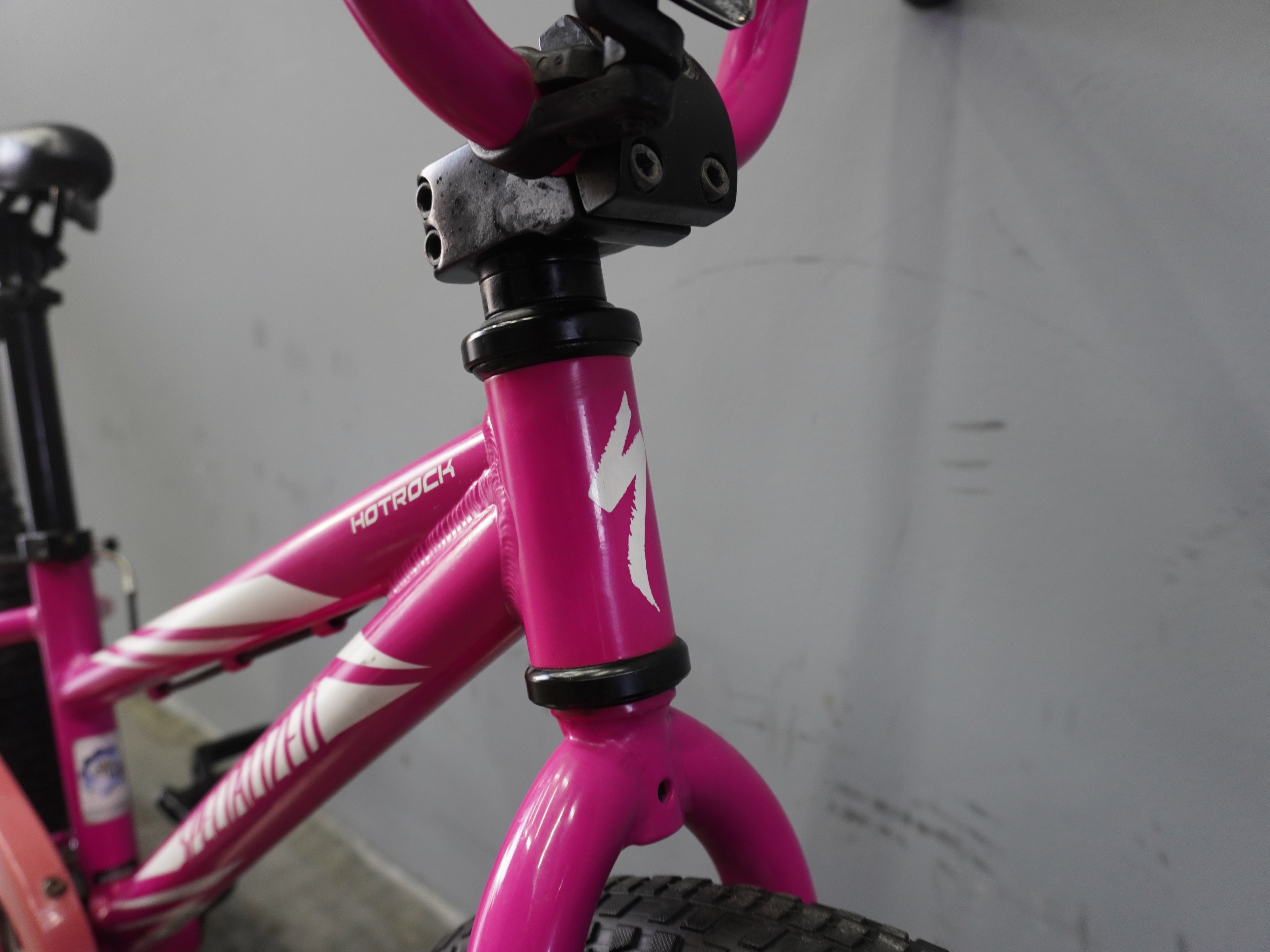 Specialized Hotrock Kids Bike