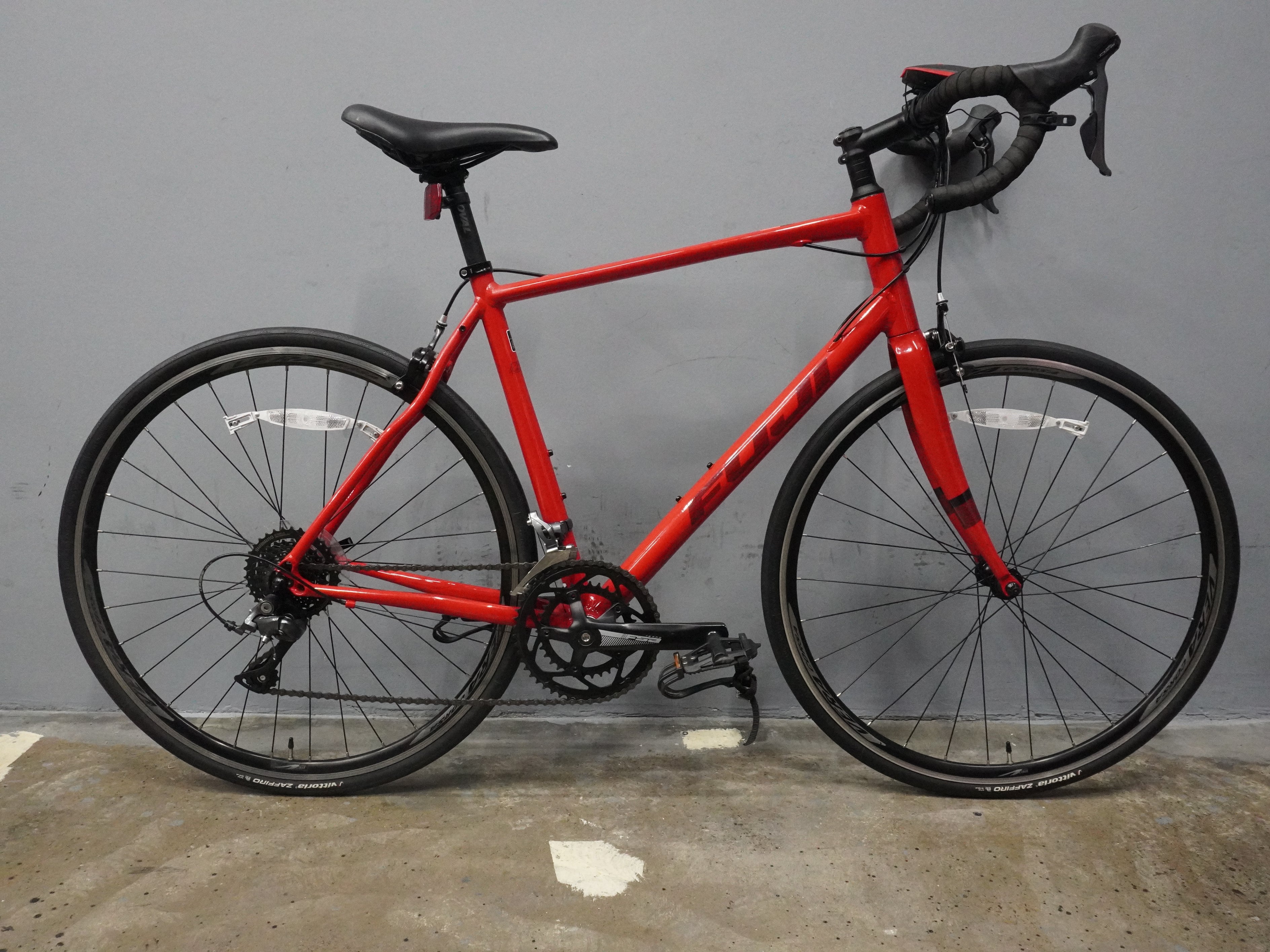 Fuji Sportif 2.3 Road Bike