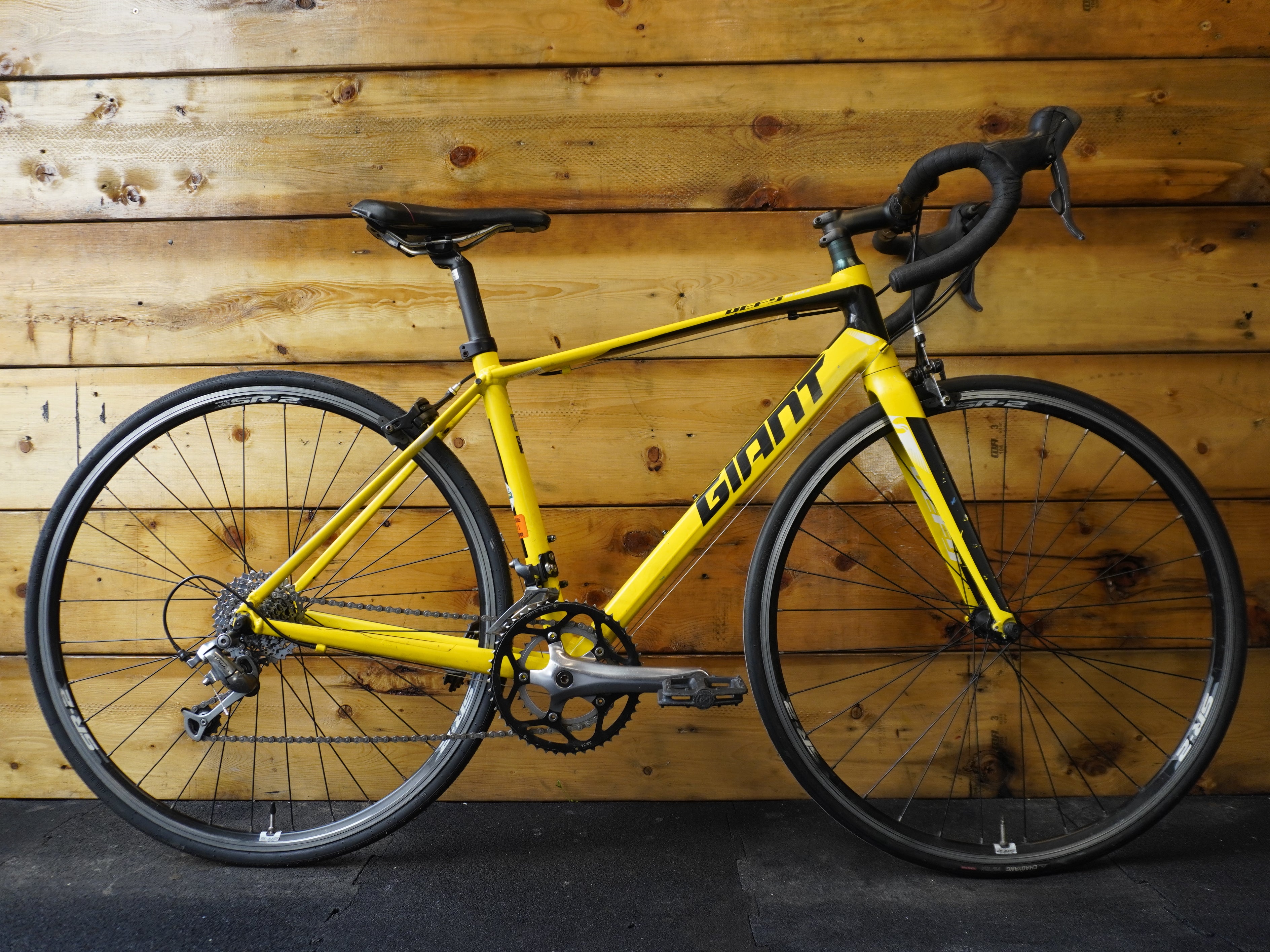 Giant Defy 4 Road Bike