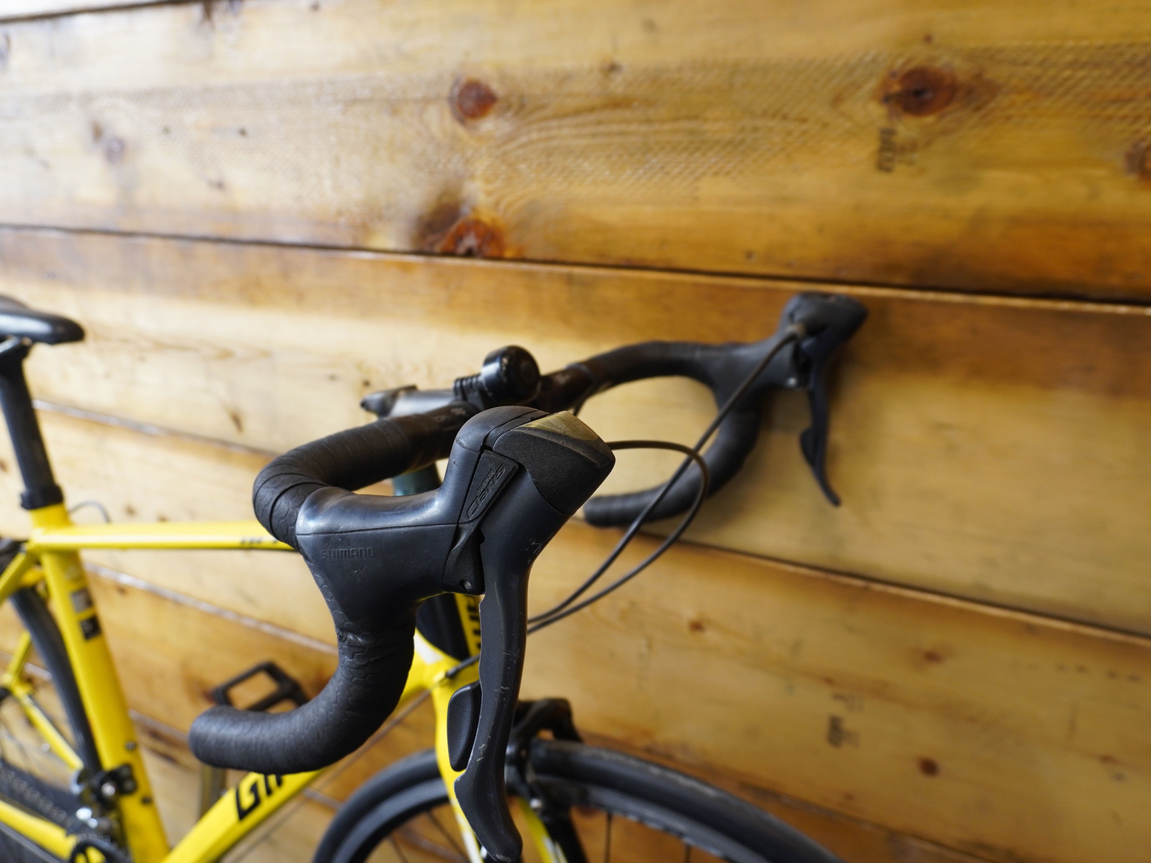 RENT Giant Defy 4 Road Bike