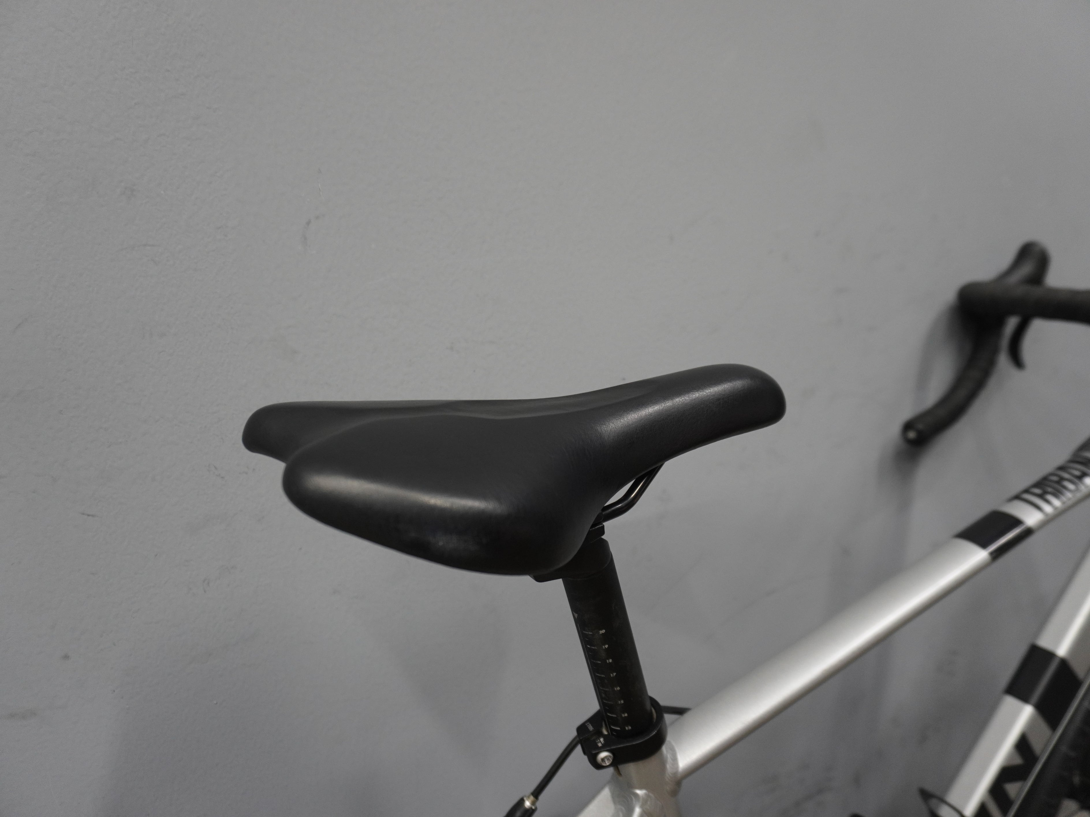 B'twin Triban RC100 Gravel Bike