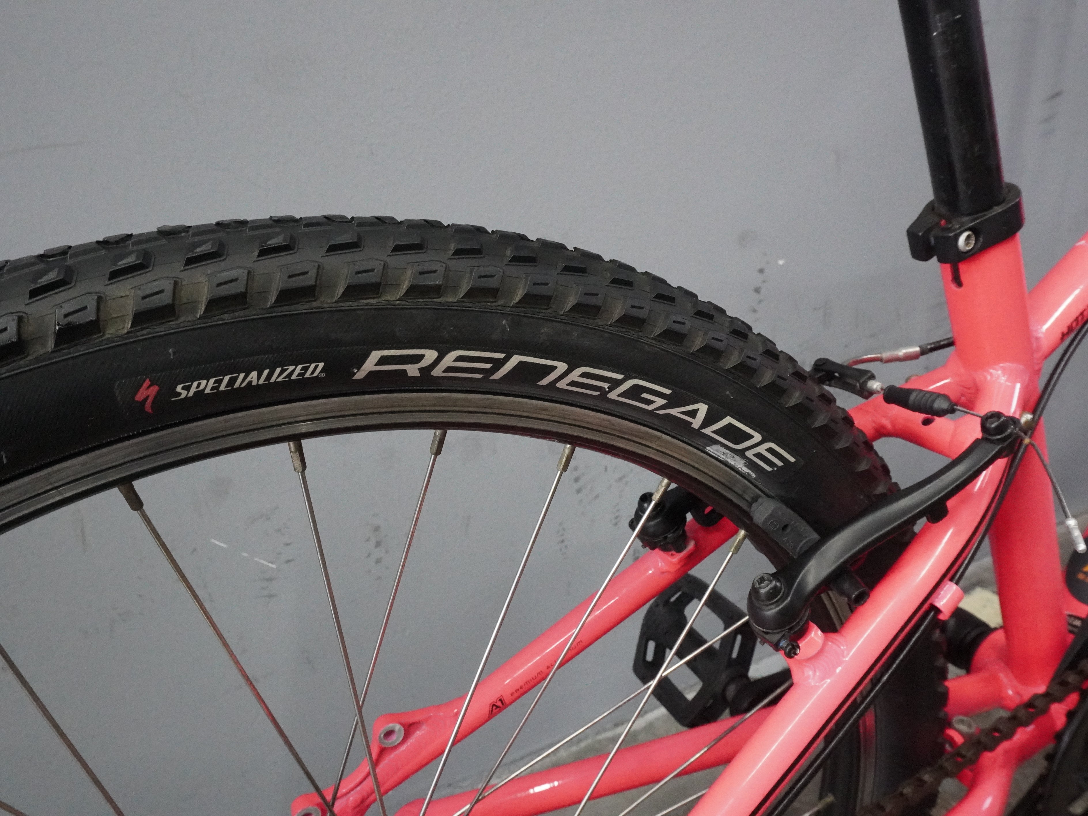 Specialized Hotrock Kids Bike