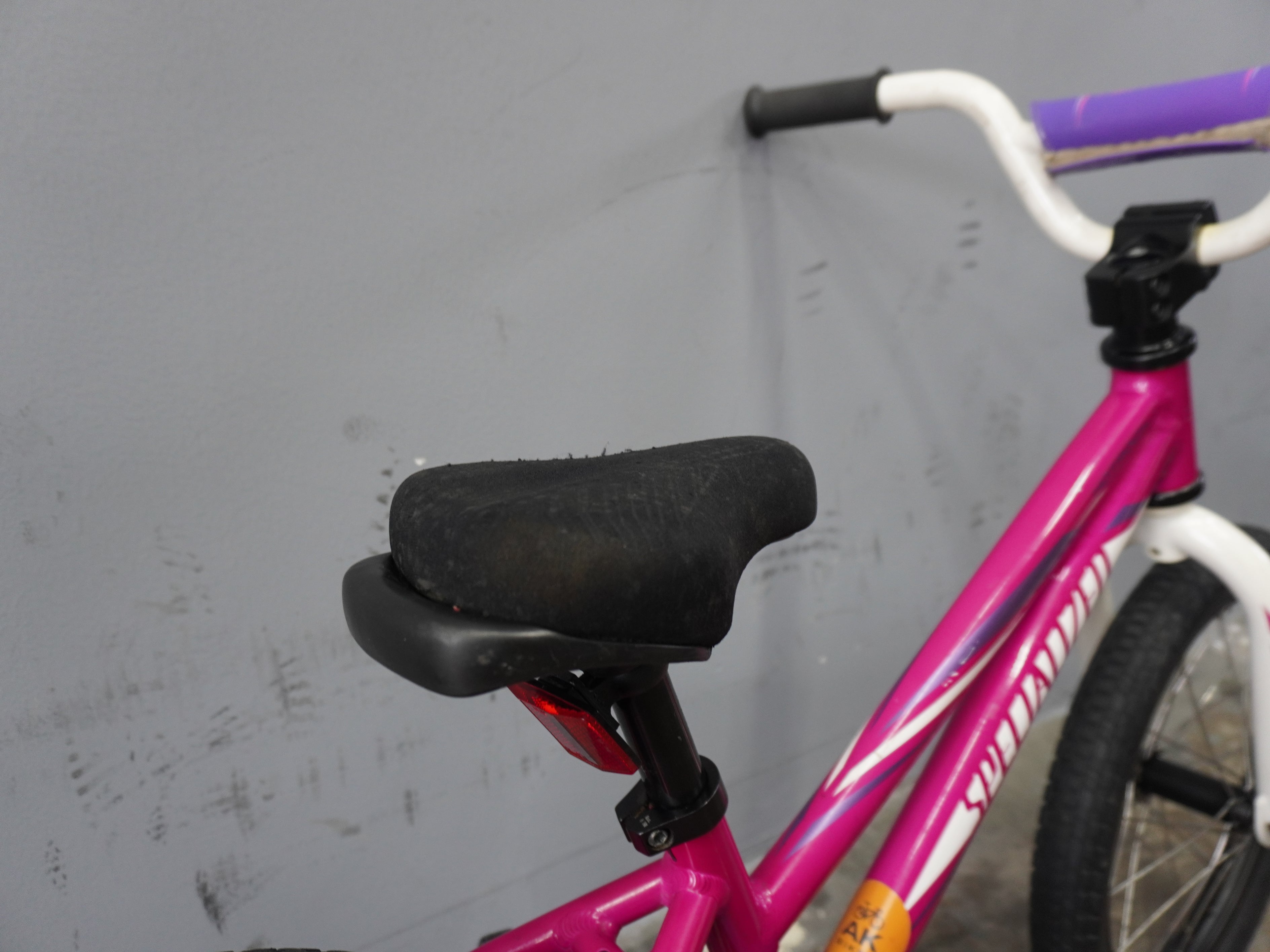 Specialized Hotrock JR 16" Kids Bike