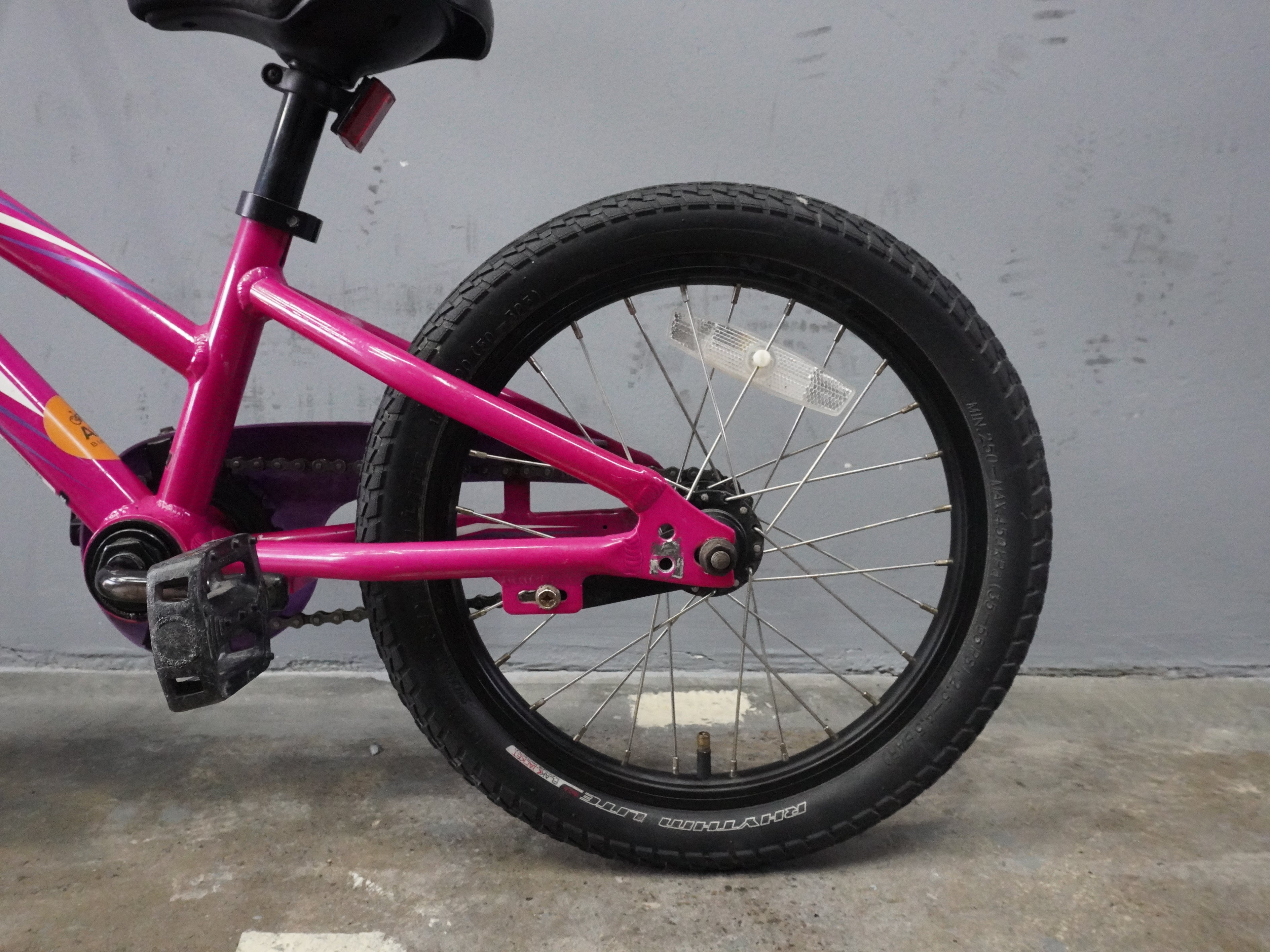 Specialized Hotrock JR 16" Kids Bike