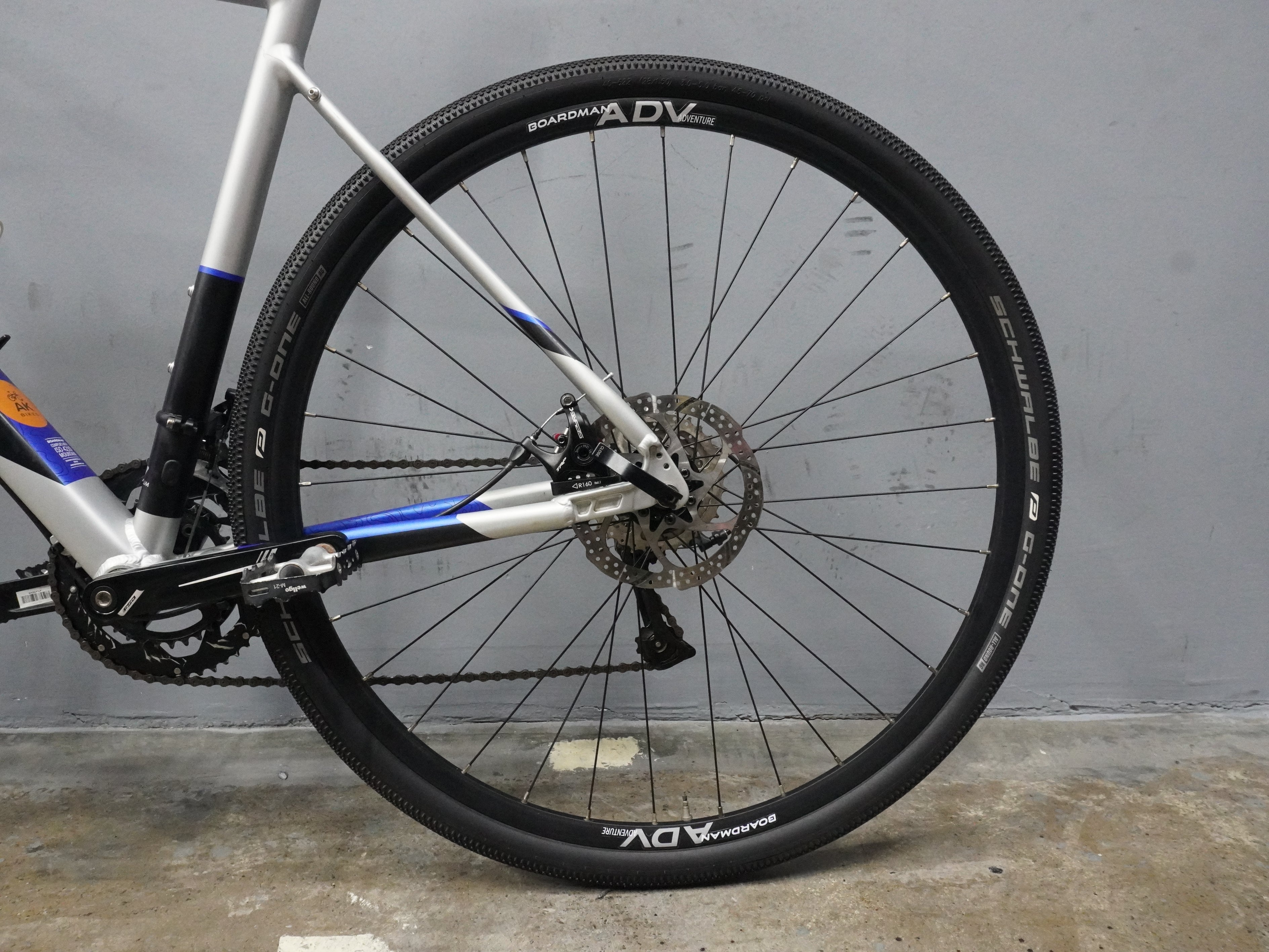 Boardman ADV 8.8 Gravel Bike