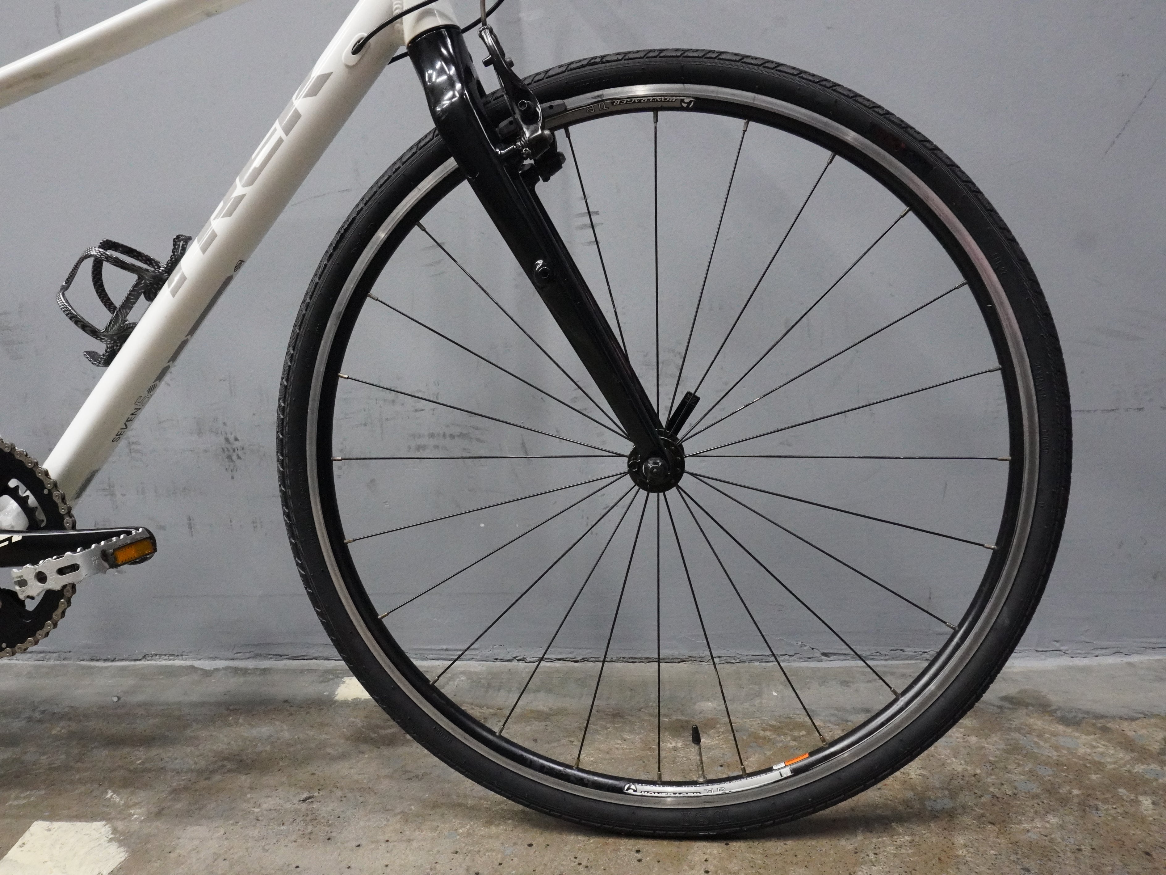 Trek FX 7.5 Hybrid Bike