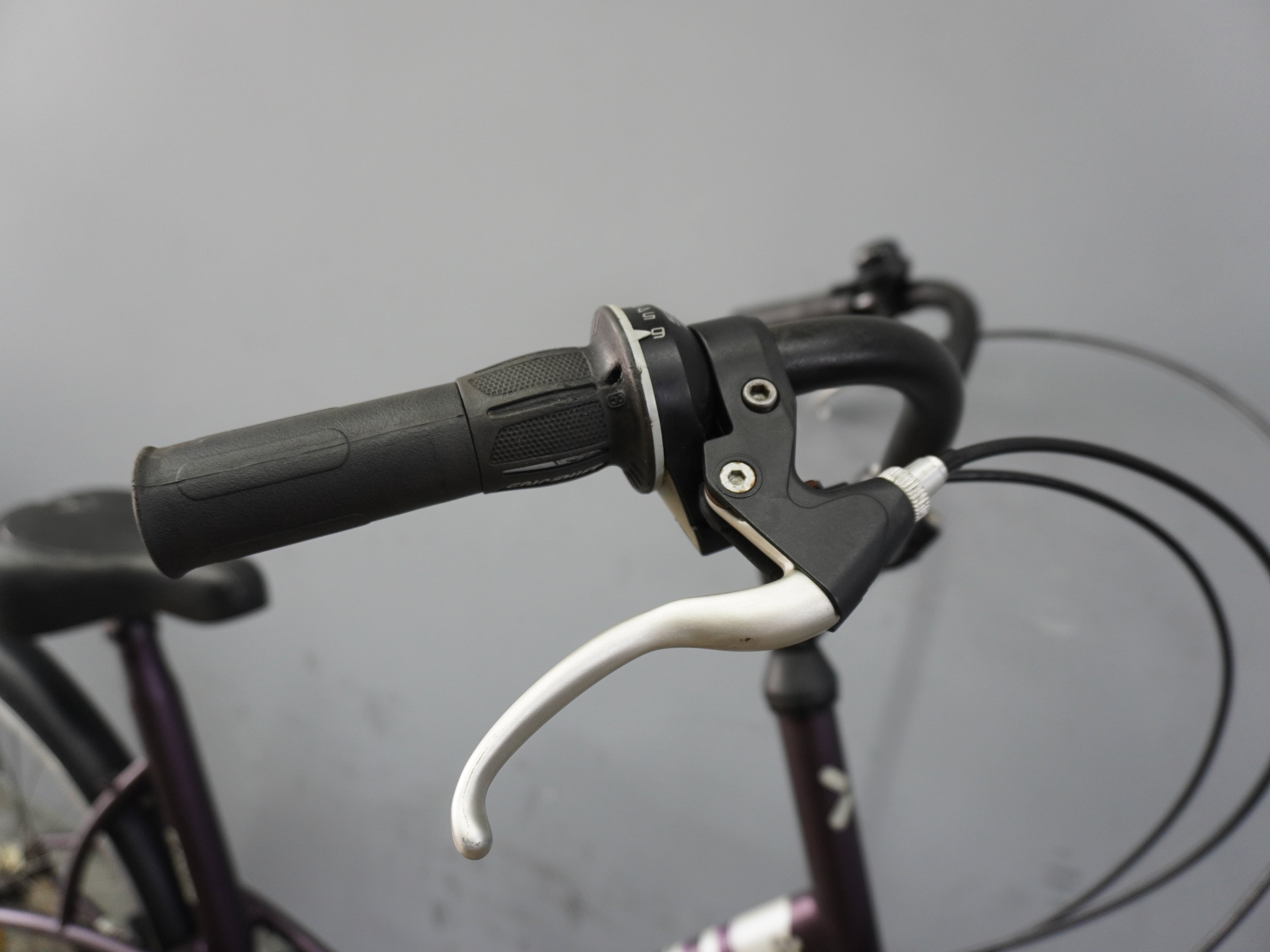 B'twin Elops 3 Cruiser Bike