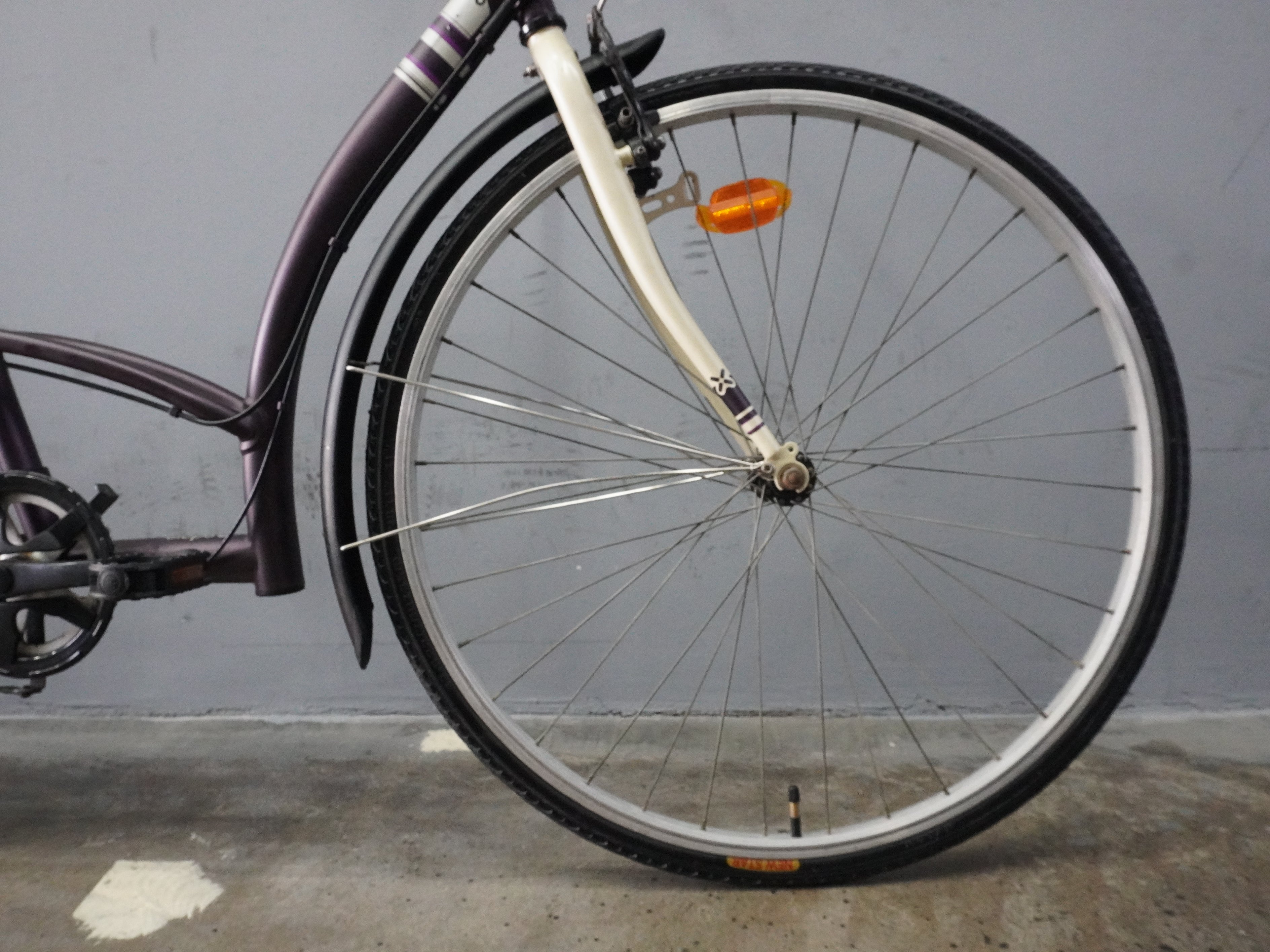 B'twin Elops 3 Cruiser Bike