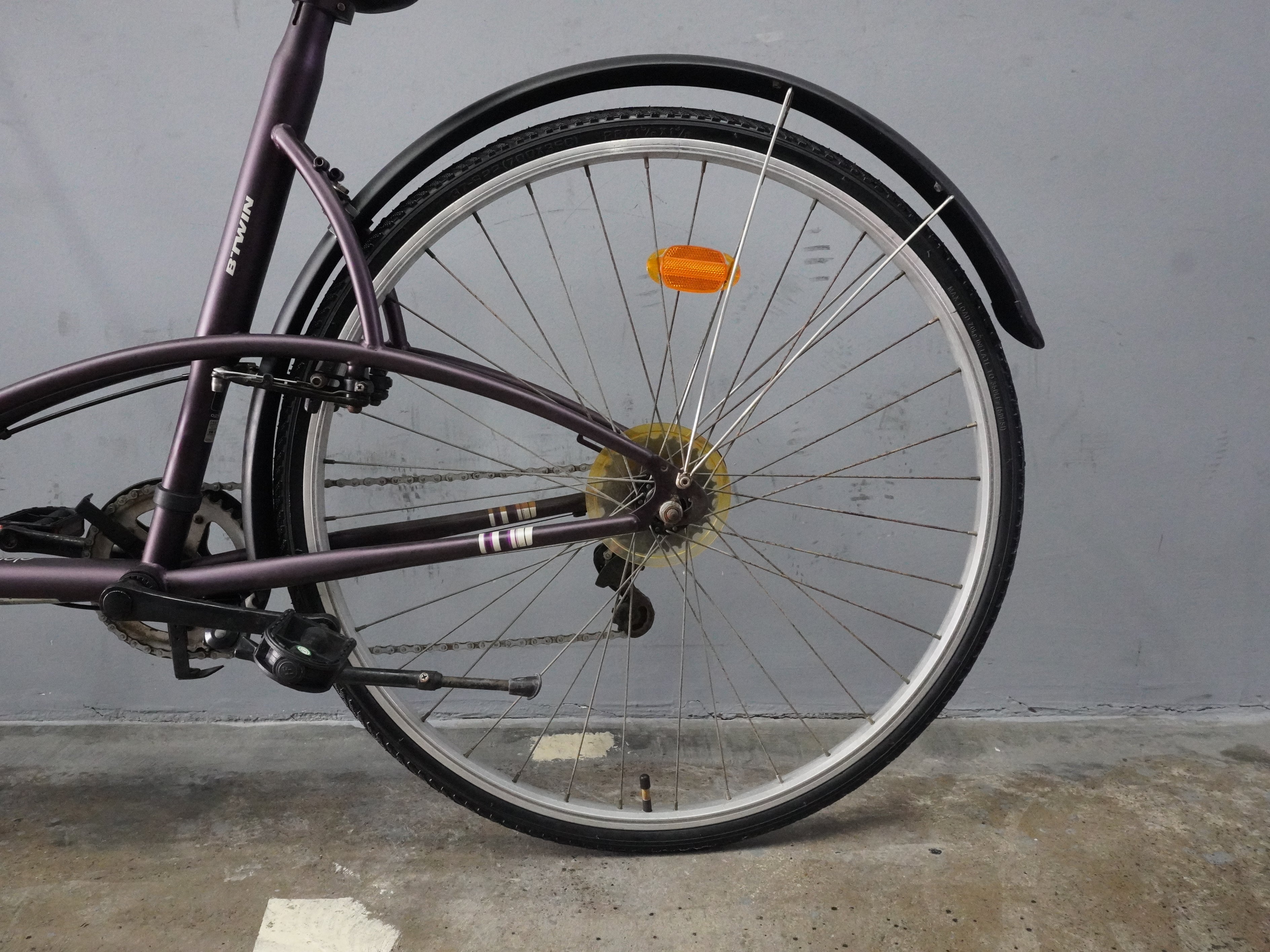 B'twin Elops 3 Cruiser Bike