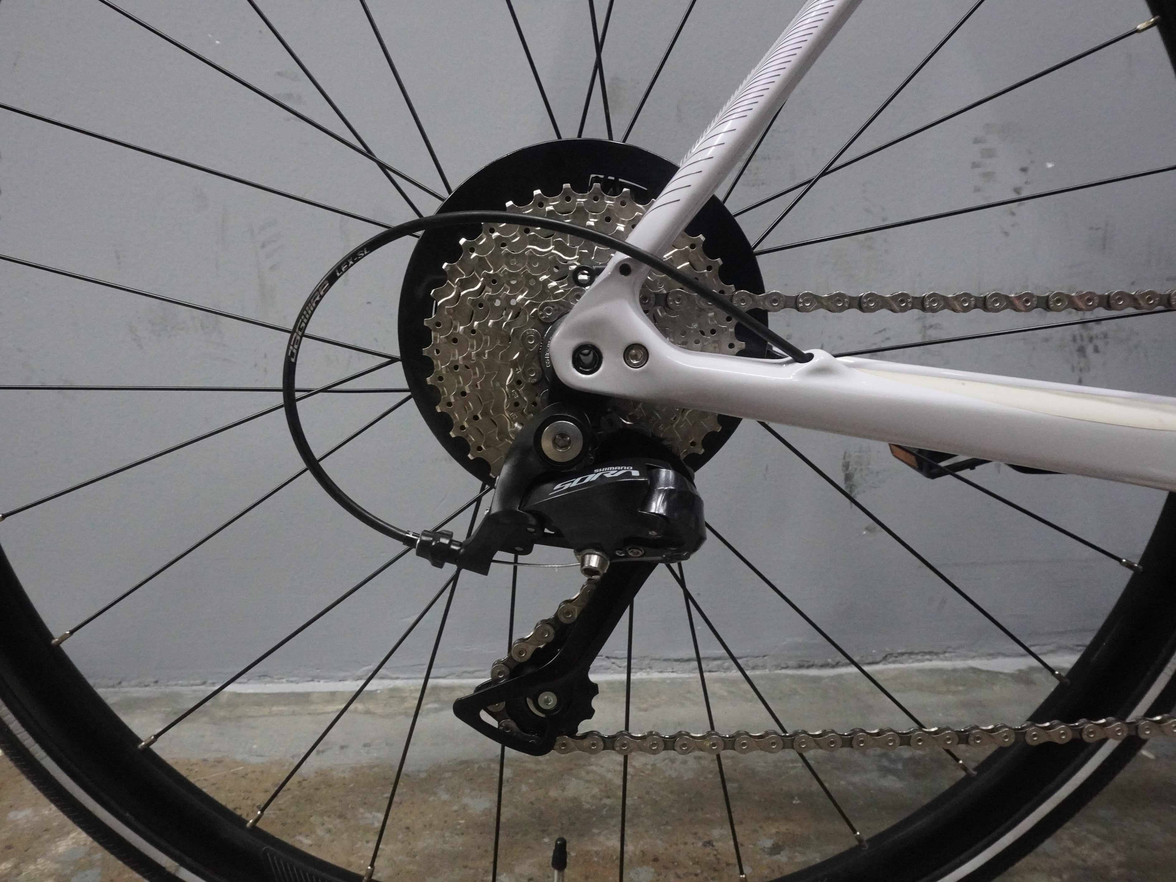 Specialized Sirrus 4.0 Hybrid Bike