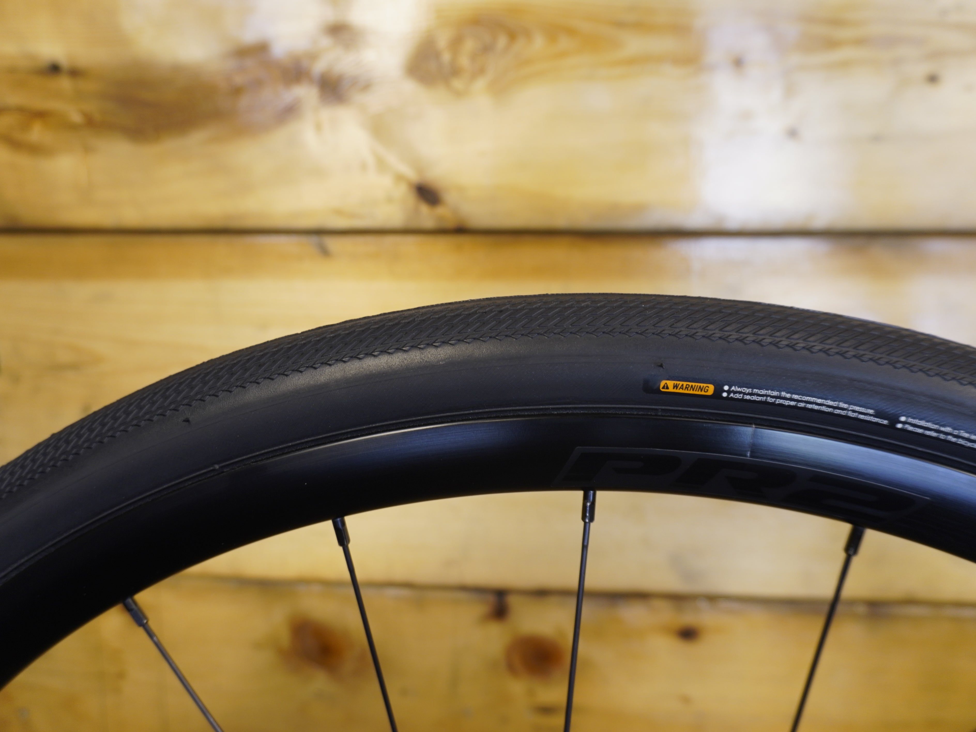 RENT Giant Contend AR1 Road Bike