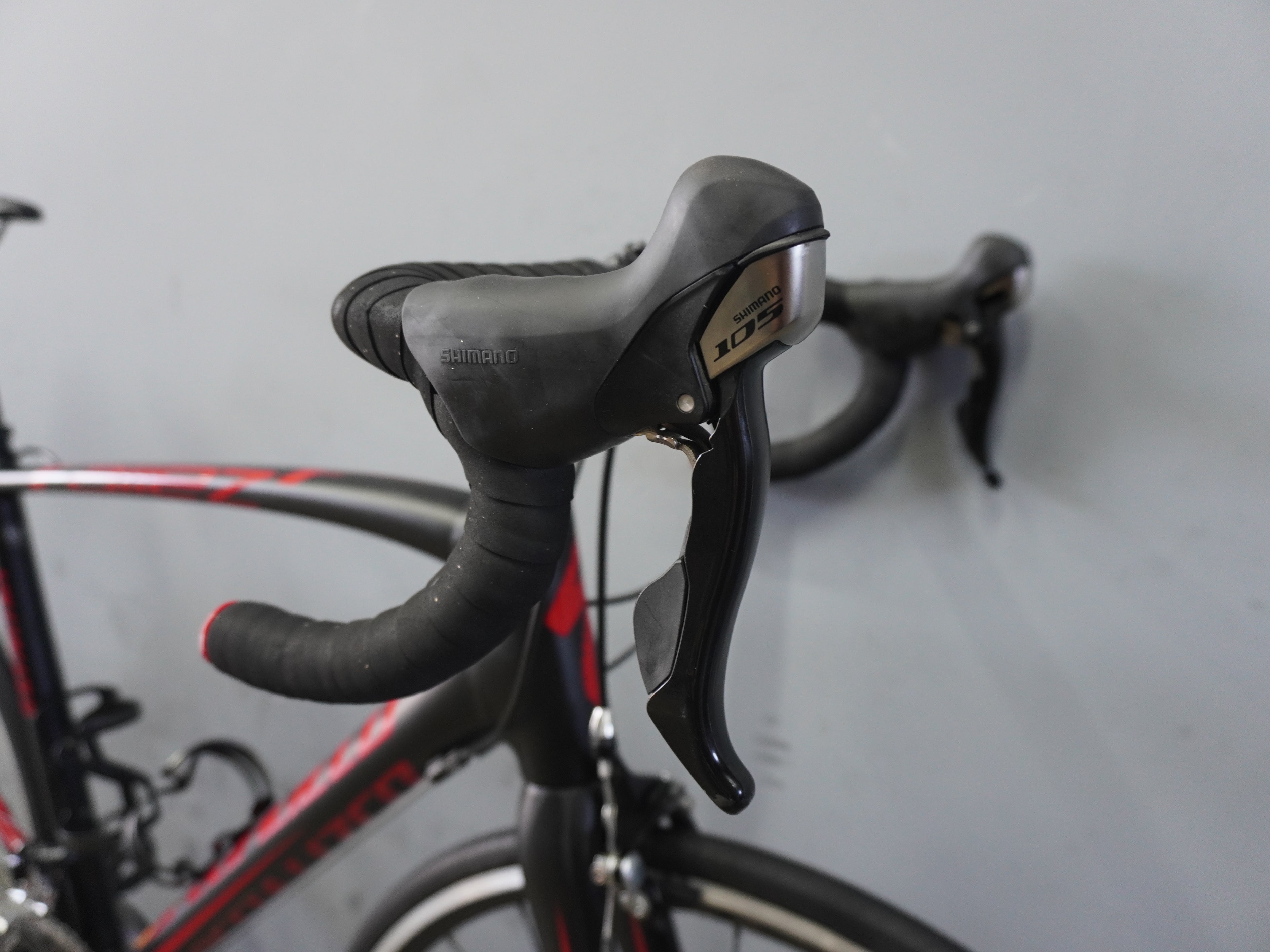 Specialized Allez Race Road Bike