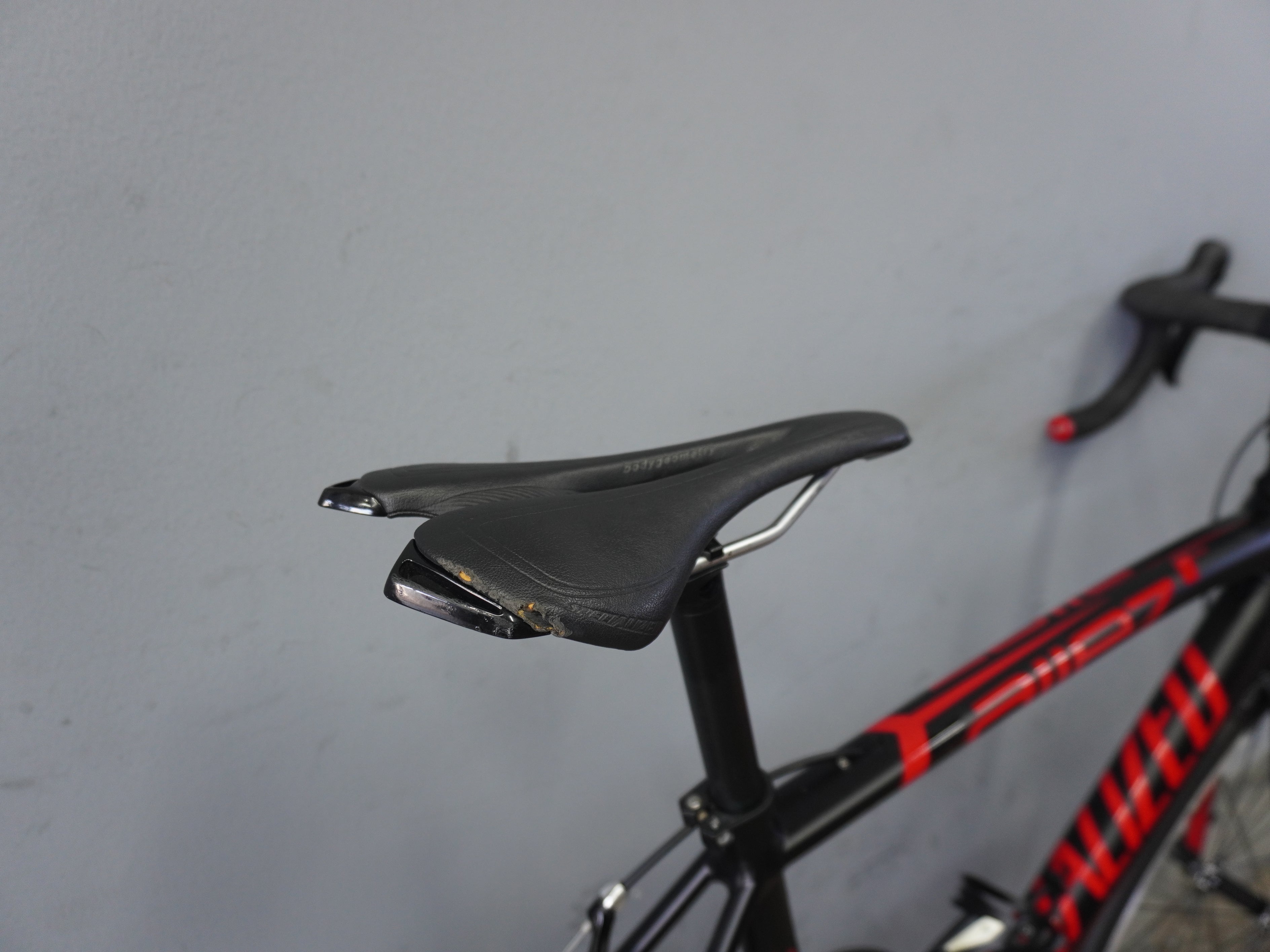 Specialized Allez Race Road Bike