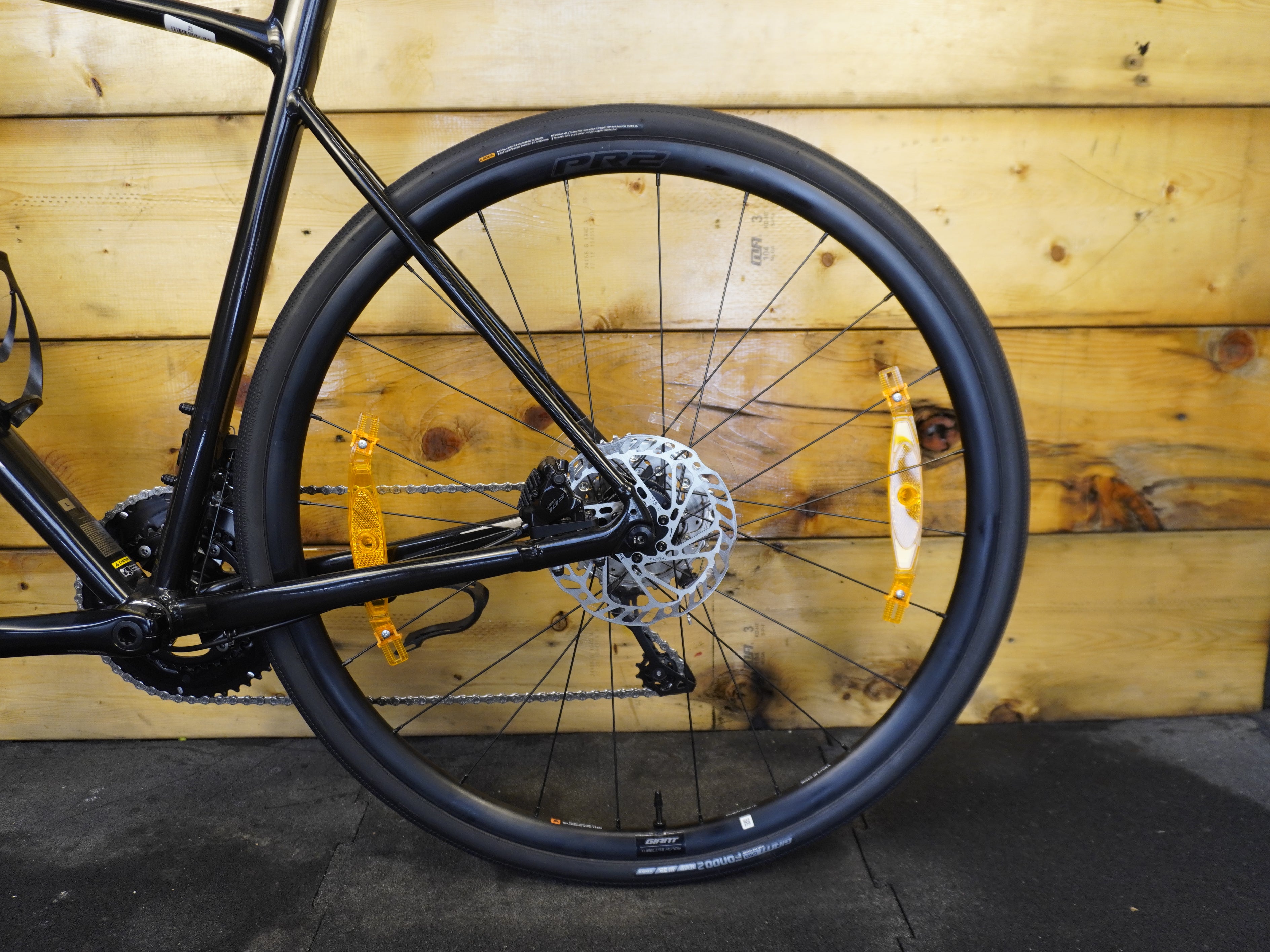 RENT Giant Contend AR1 Road Bike