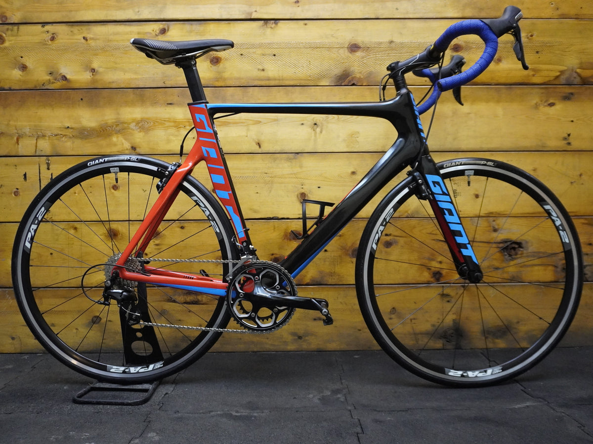 RENT Giant Propel Advanced 2 Road Bike