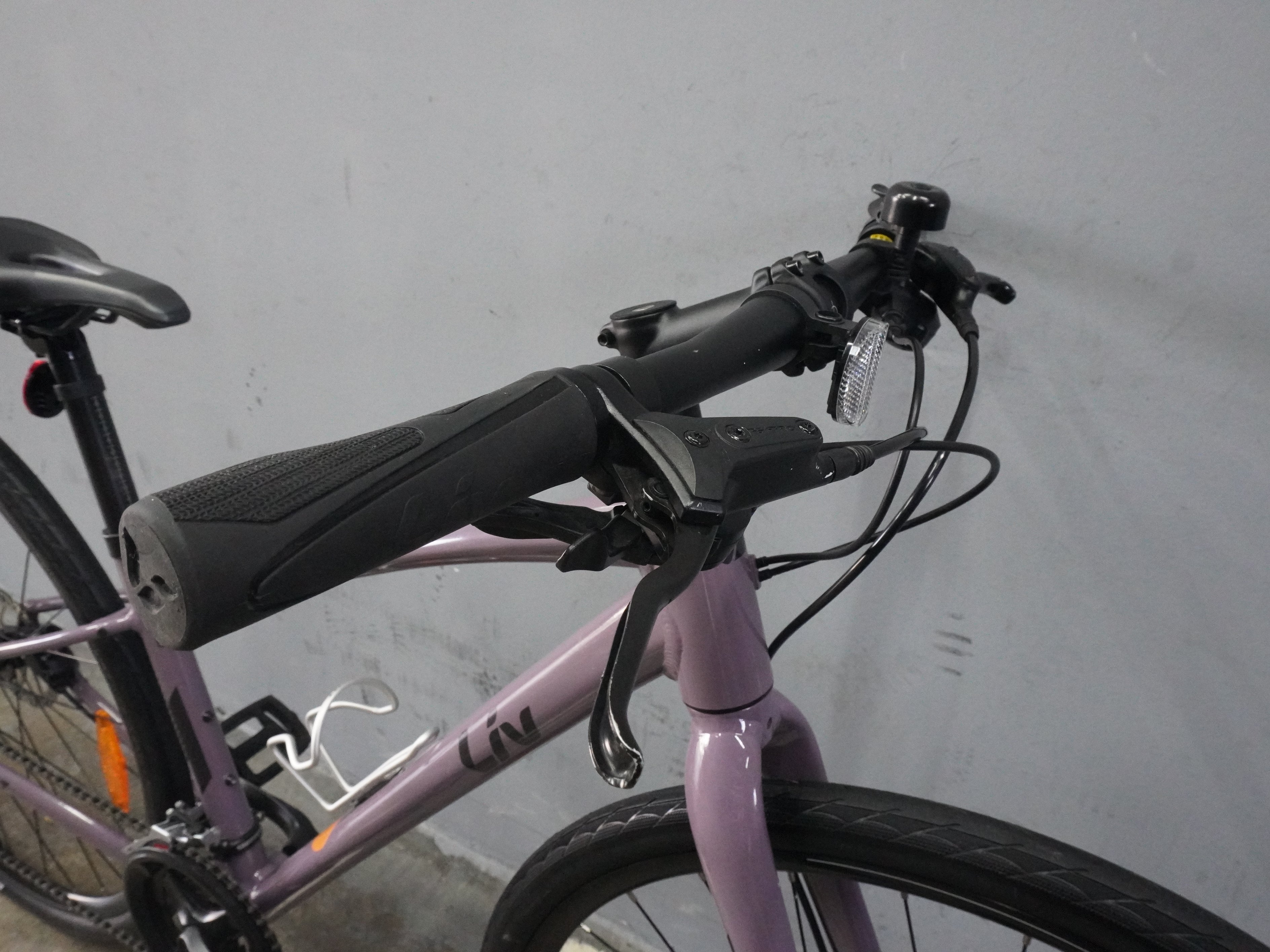 Liv Alight 2 Hybrid Bike