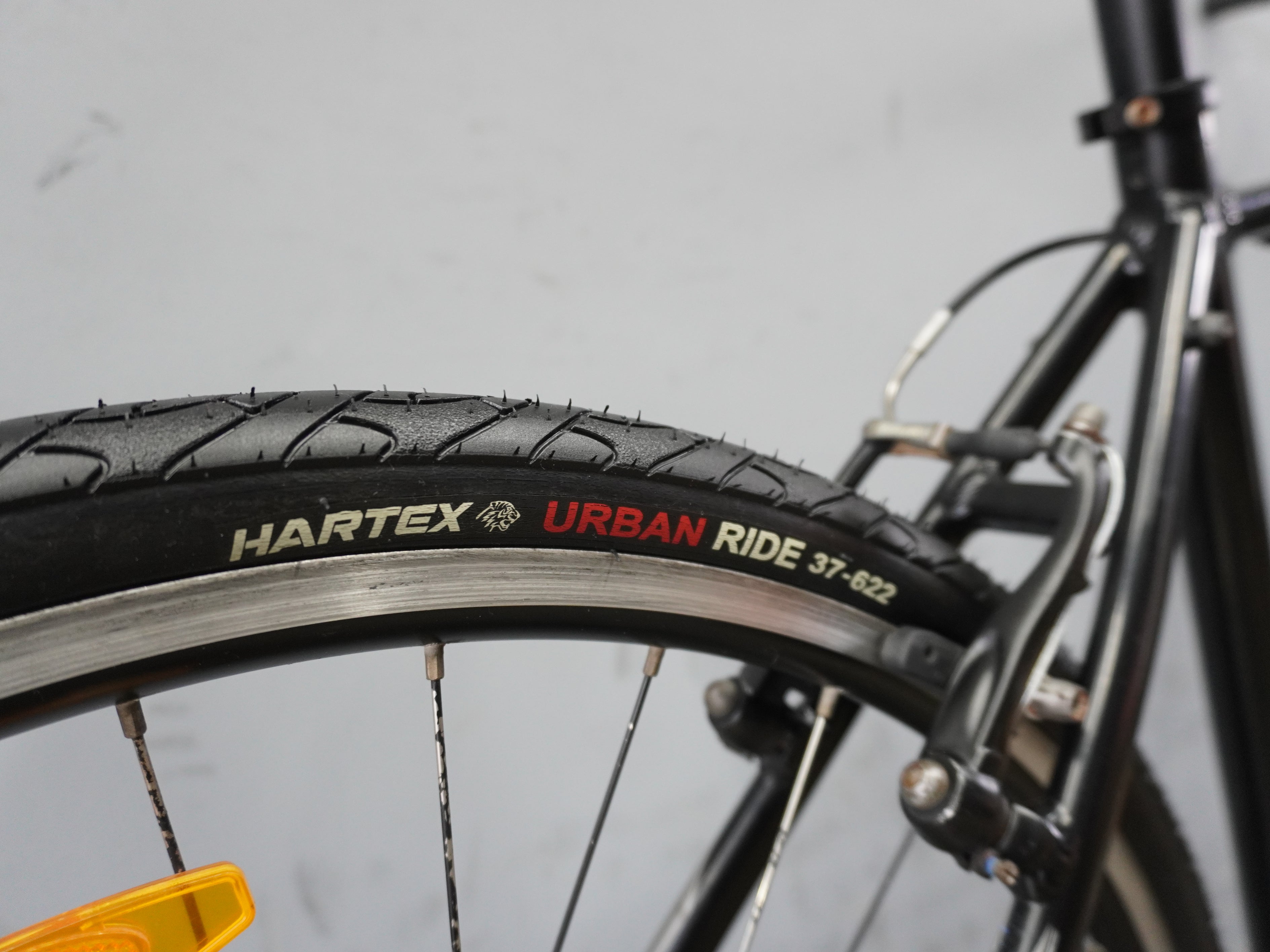 Giant Escape 2 Hybrid Bike