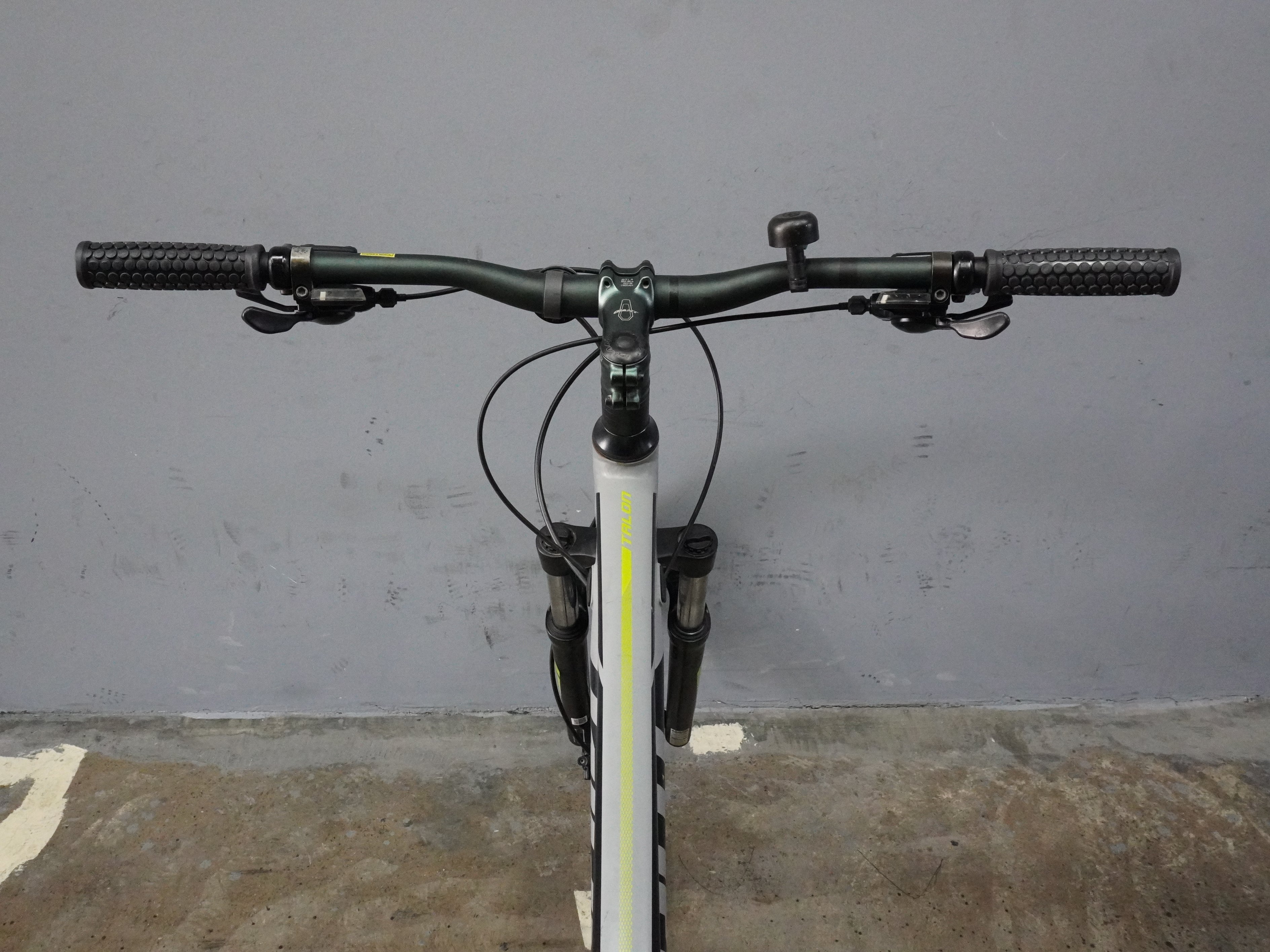 Giant Talon 4 Mountain Bike