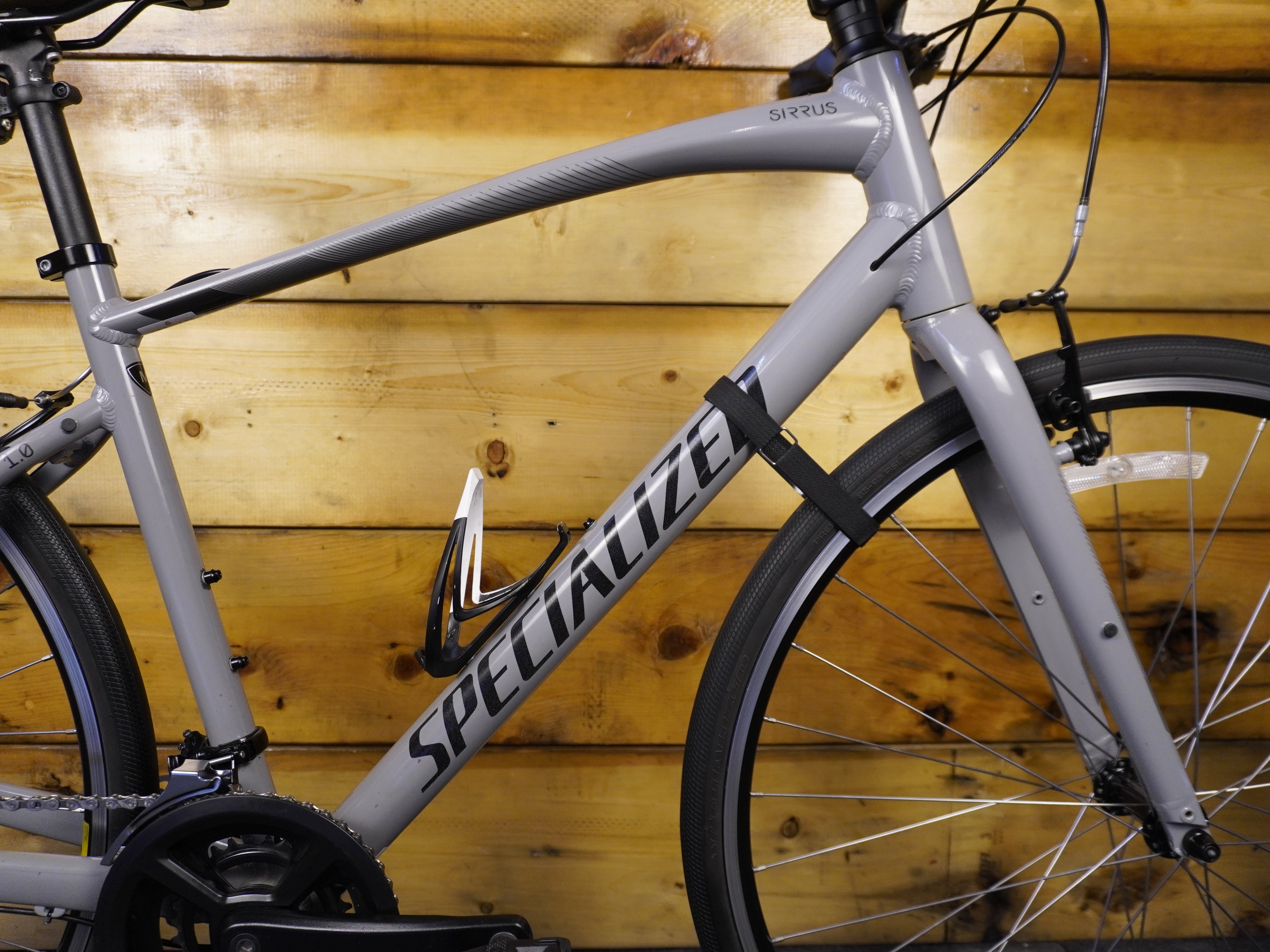 RENT Specialized Sirrus 1.0 Hybrid Bike