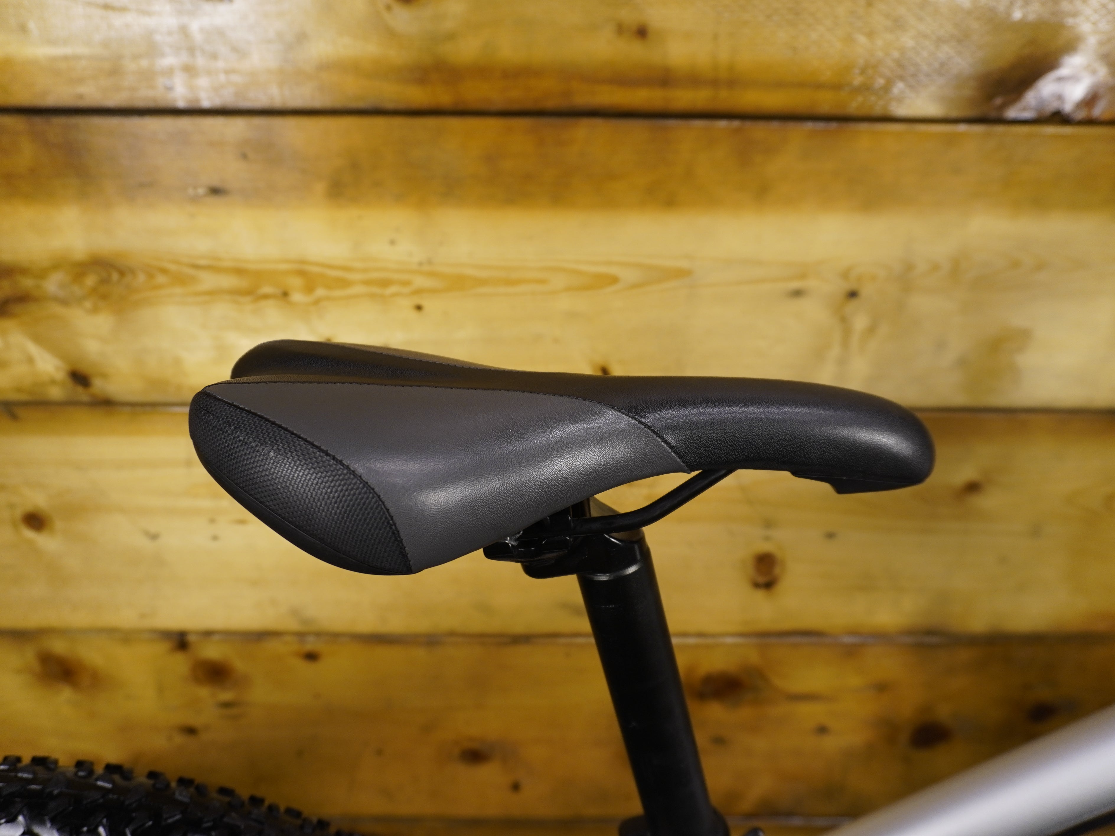 Cannondale CAAD F4 Mountain Bike