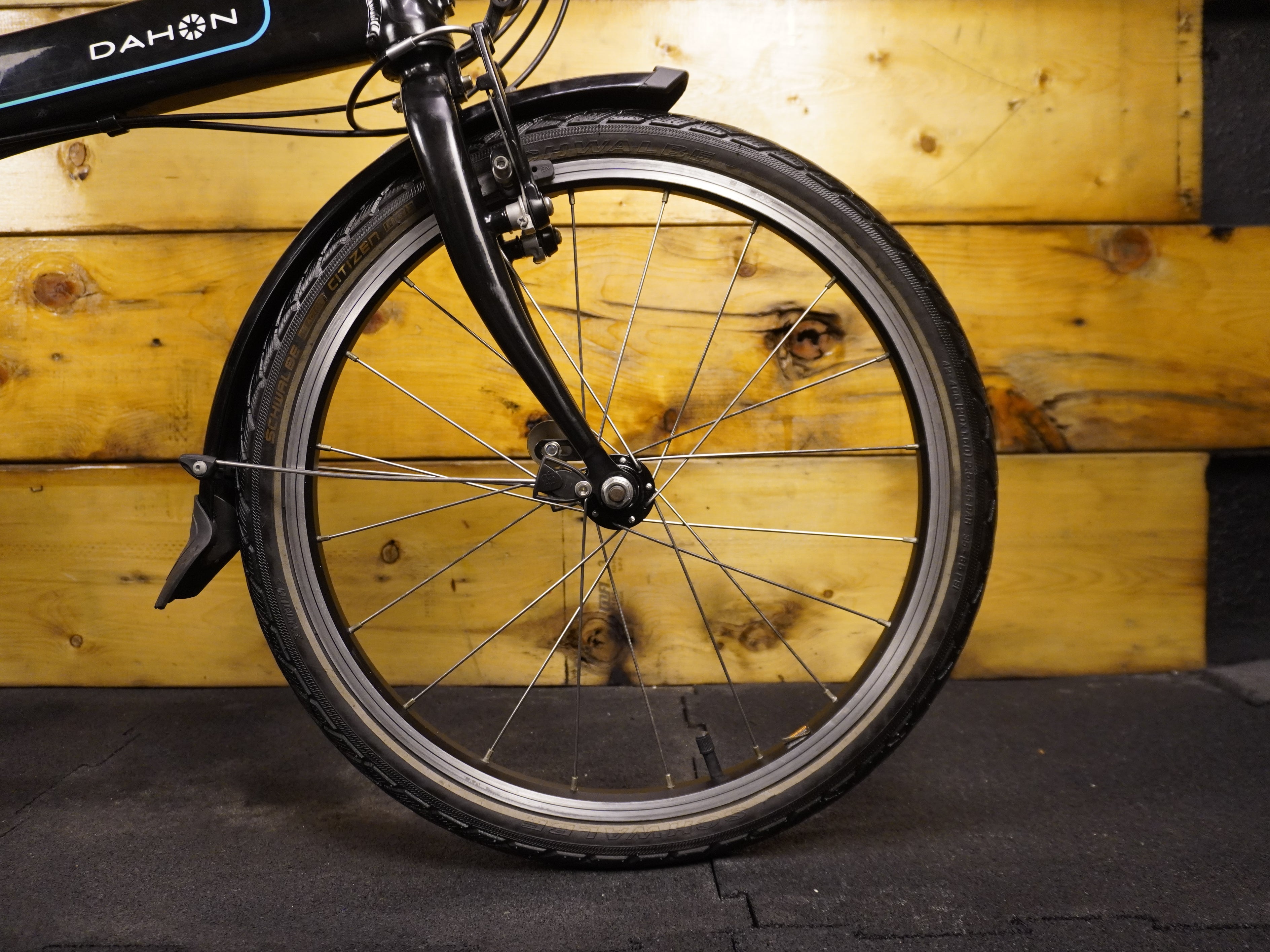 Dahon Mariner D8 Folding Bike